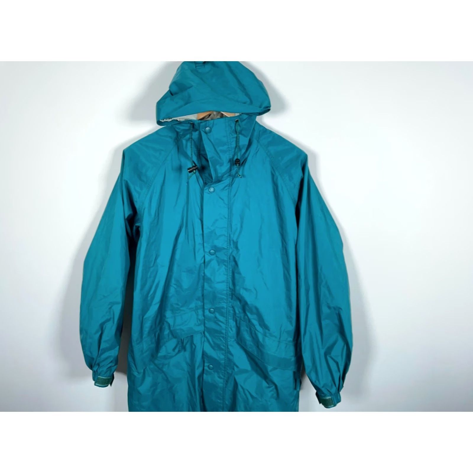 Vintage L.L. Bean Stowaway Rain Jacket Mens Medium Green Gore-Tex Hooded Parka 90s Lounge Casual Workwear Rain Coat Jacket Size US M / EU 48-50 / 2 - 4 Thumbnail