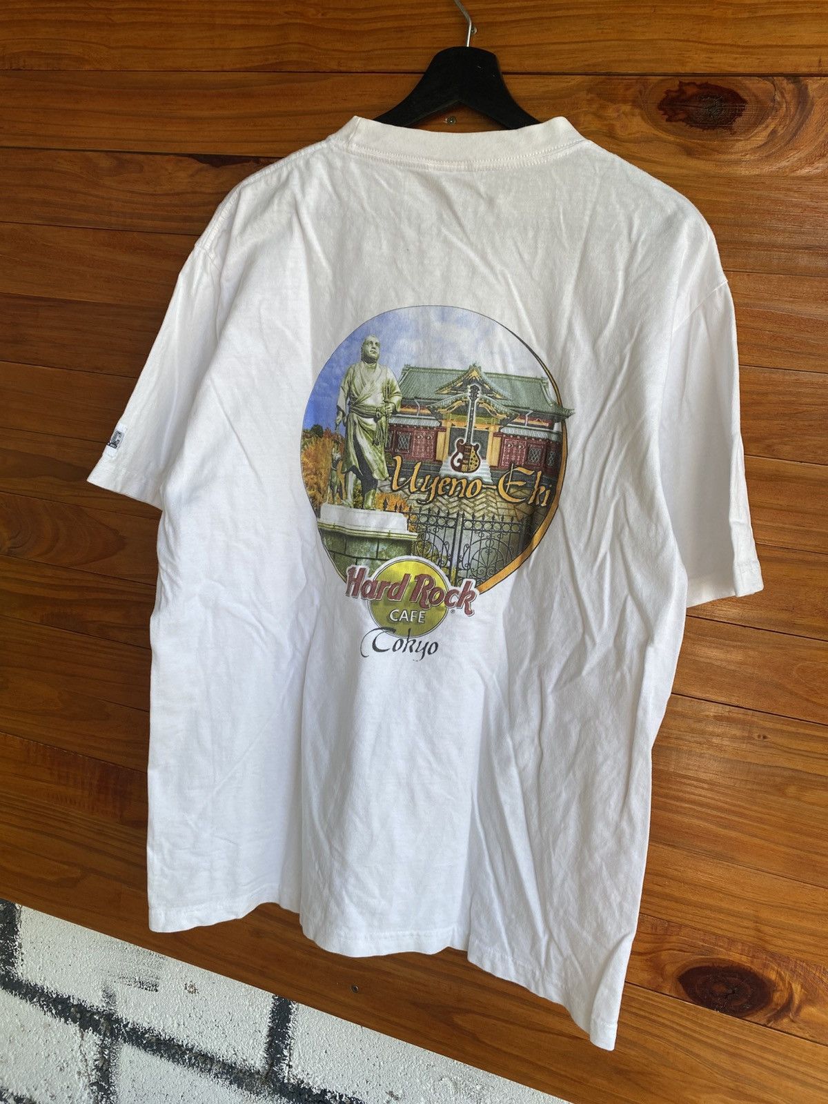 Hard Rock Cafe Vintage Hard Rock Cafe Ueno Eki Tokyo Heavy Tee White TShirt Size US L / EU 52-54 / 3 - 10 Thumbnail