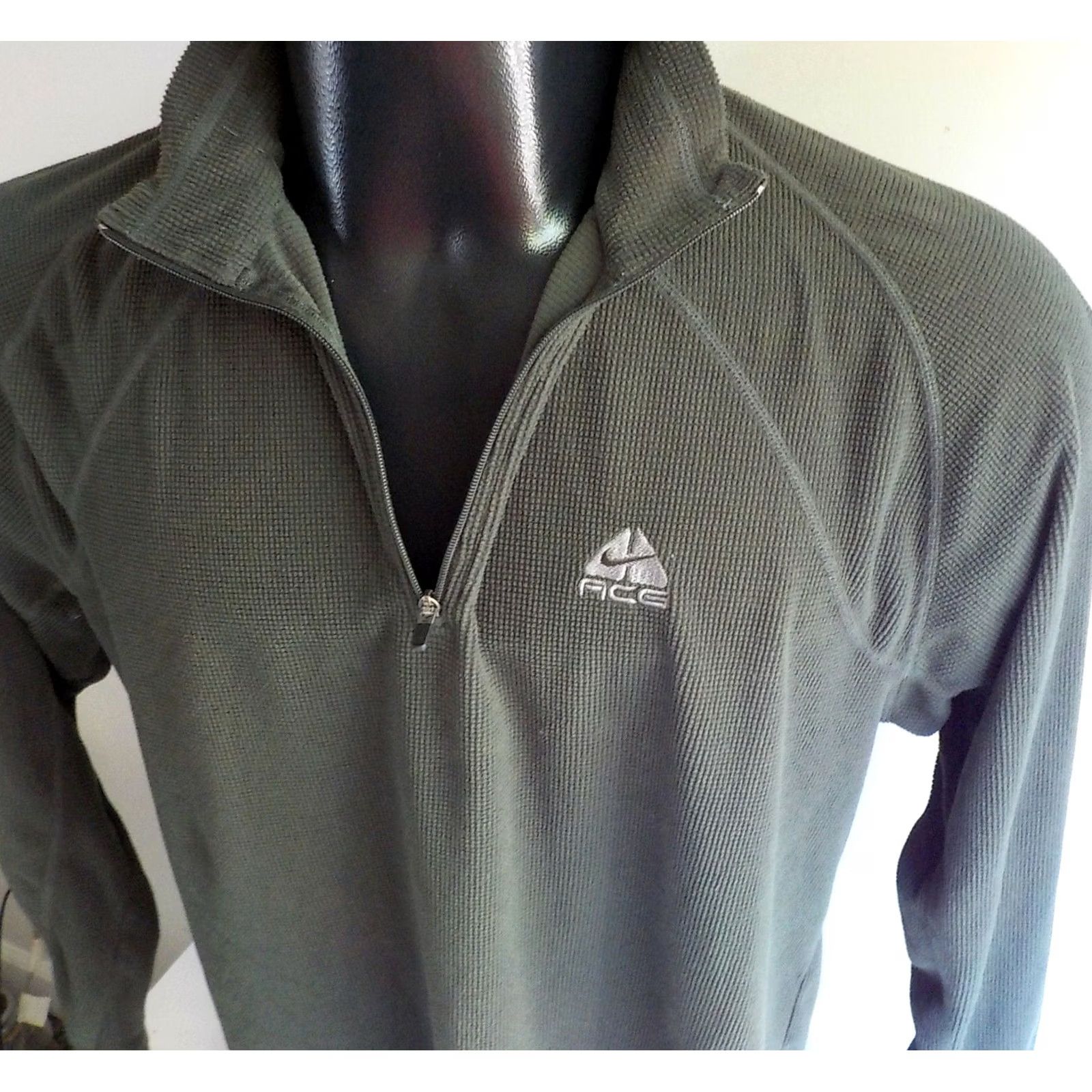 Nike ACG NIKE ACG Shirt Long Sleeve Thermal 1/4 Zip Olive Green Women Medium Athletic Casual Sports Size M / US 6-8 / IT 42-44 - 3 Thumbnail