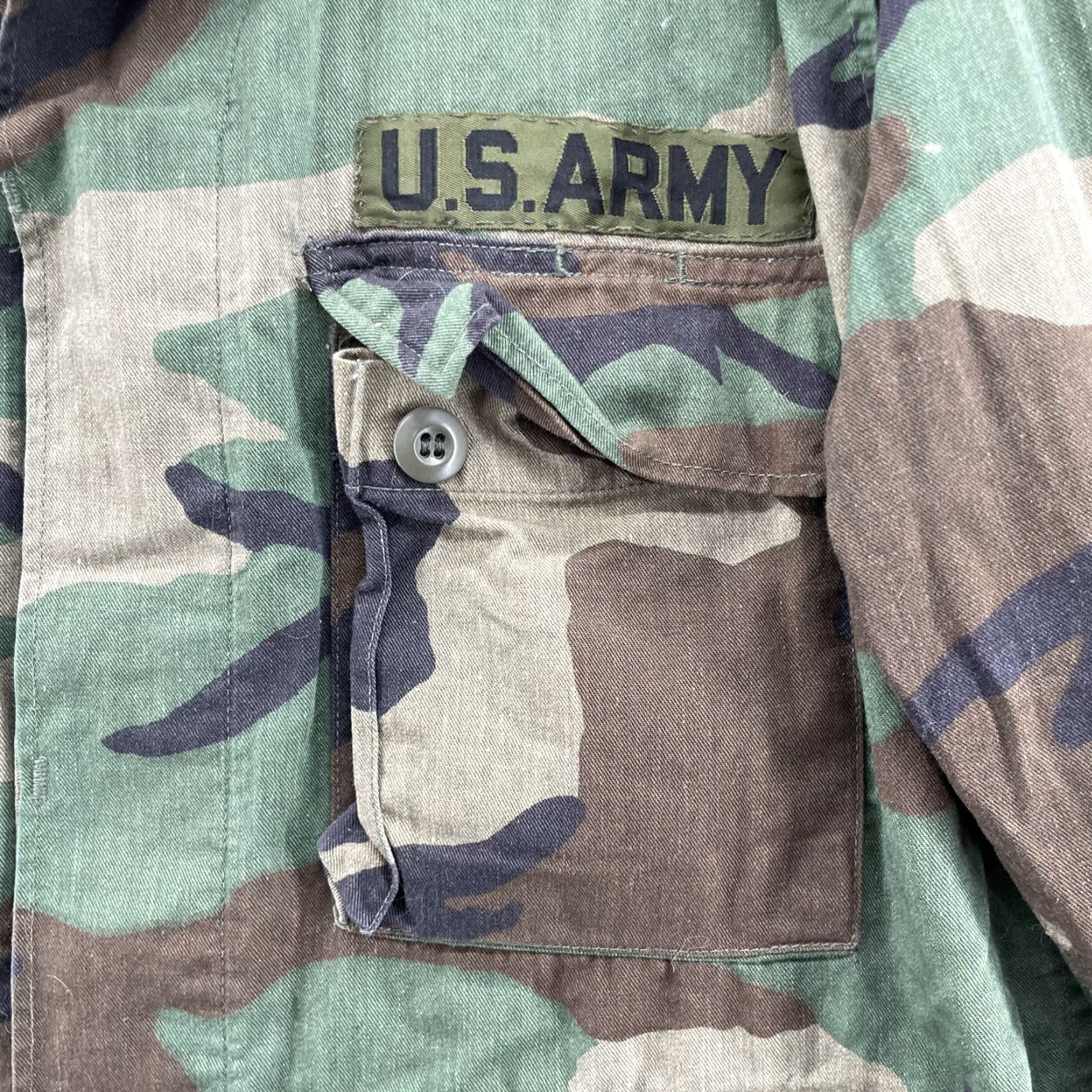 Vintage VINTAGE US Army Jacket Men's Camo Woodland Field Utility Barn Workwear Outdoor M Mens Size US M / EU 48-50 / 2 - 2 Thumbnail