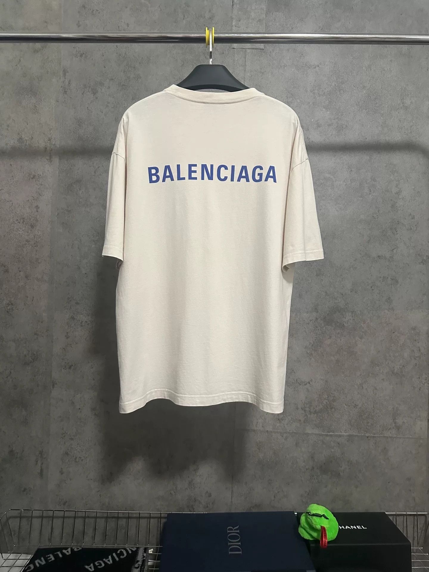 Balenciaga Balenciaga Short-Sleeve Logo Print T-Shirt Size US M / EU 48-50 / 2 - 4 Thumbnail