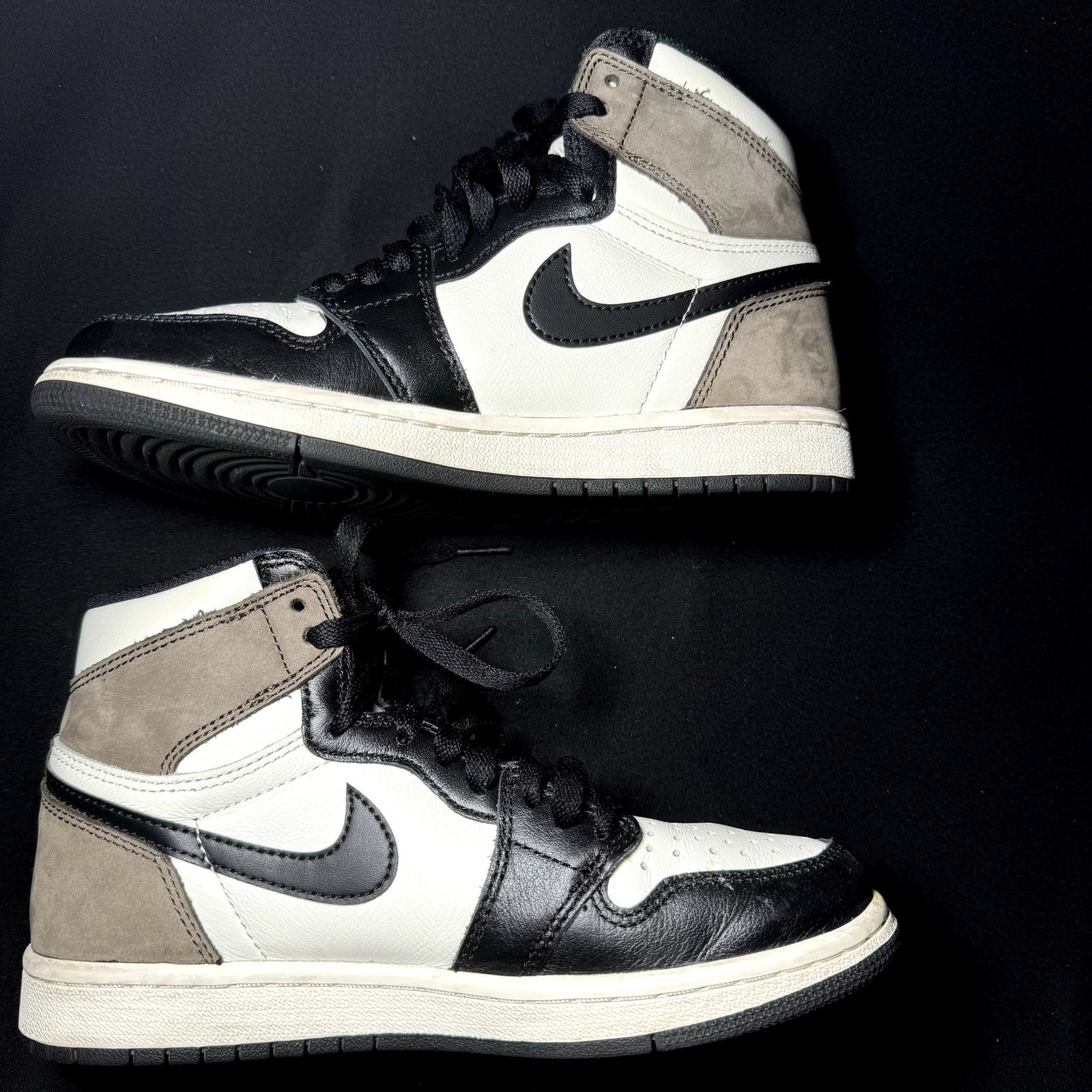 Jordan Brand × Nike Air Jordan 1 Retro High OG Dark Mocha Men's Shoes - Size 5 Size US 5 / EU 37 - 2 Thumbnail