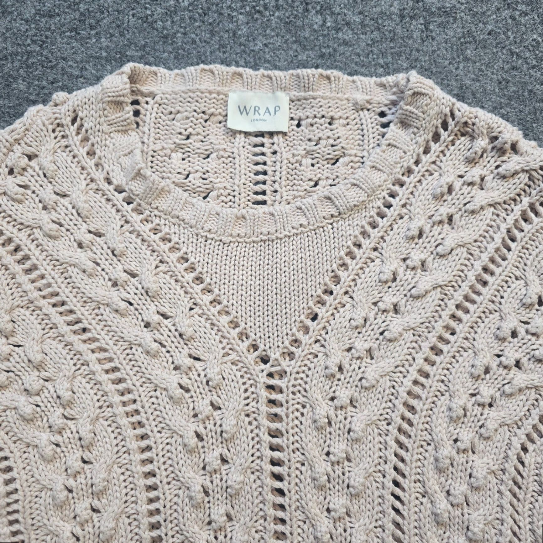 Vintage Wrap London Sweater Women Size 8 Beige Crochet Knit Long Sleeve Pullover Regular Knit Open-Knit Casual Fall Winter Spring 8 Women Beige Size M / US 6-8 / IT 42-44 - 2 Thumbnail