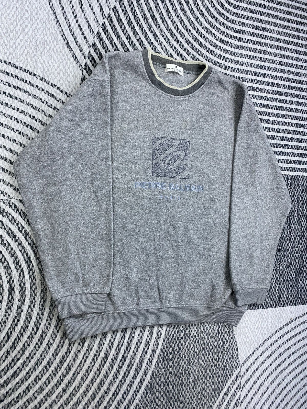 Pierre Balmain Vintage Pierre Balmain Paris Longsleeve Sweatshirt Size US XL / EU 56 / 4 - 3 Thumbnail
