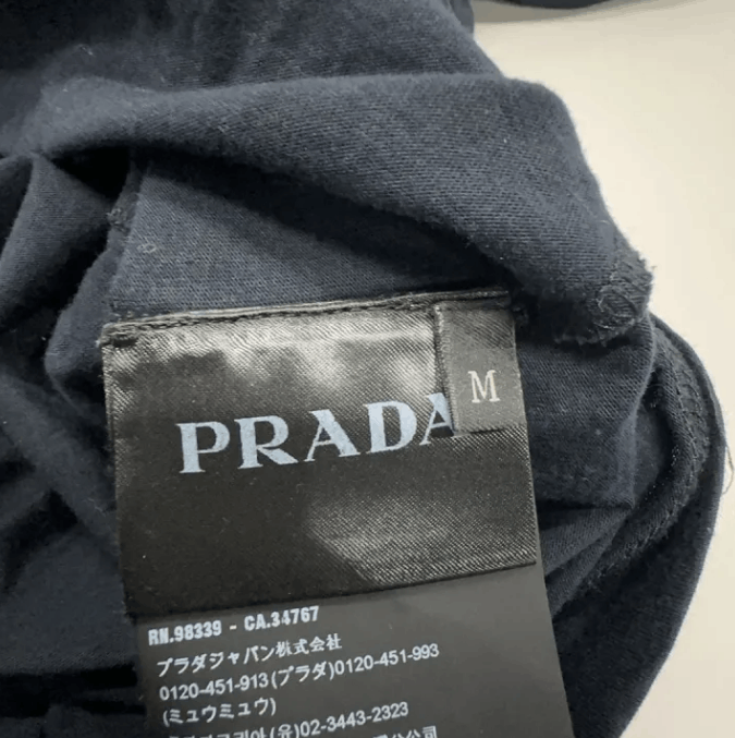 Prada Prada Long Sleeve T-shirt Size US M / EU 48-50 / 2 - 3 Thumbnail