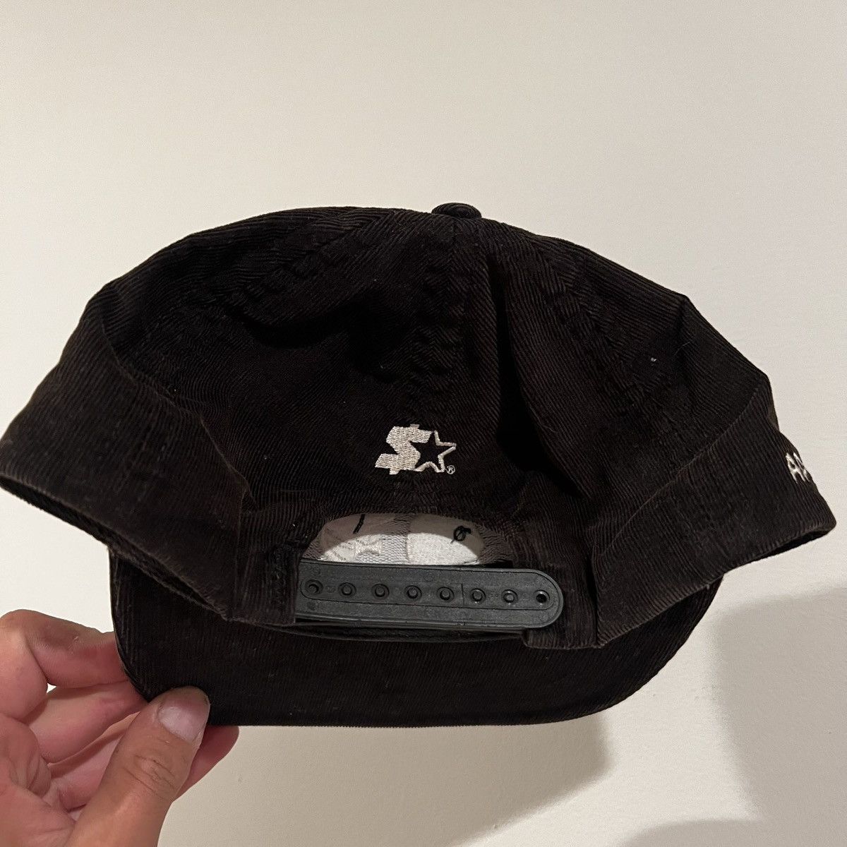 Supreme Supreme AppleTown Snapback Hat corduroy Size ONE SIZE - 12 Thumbnail
