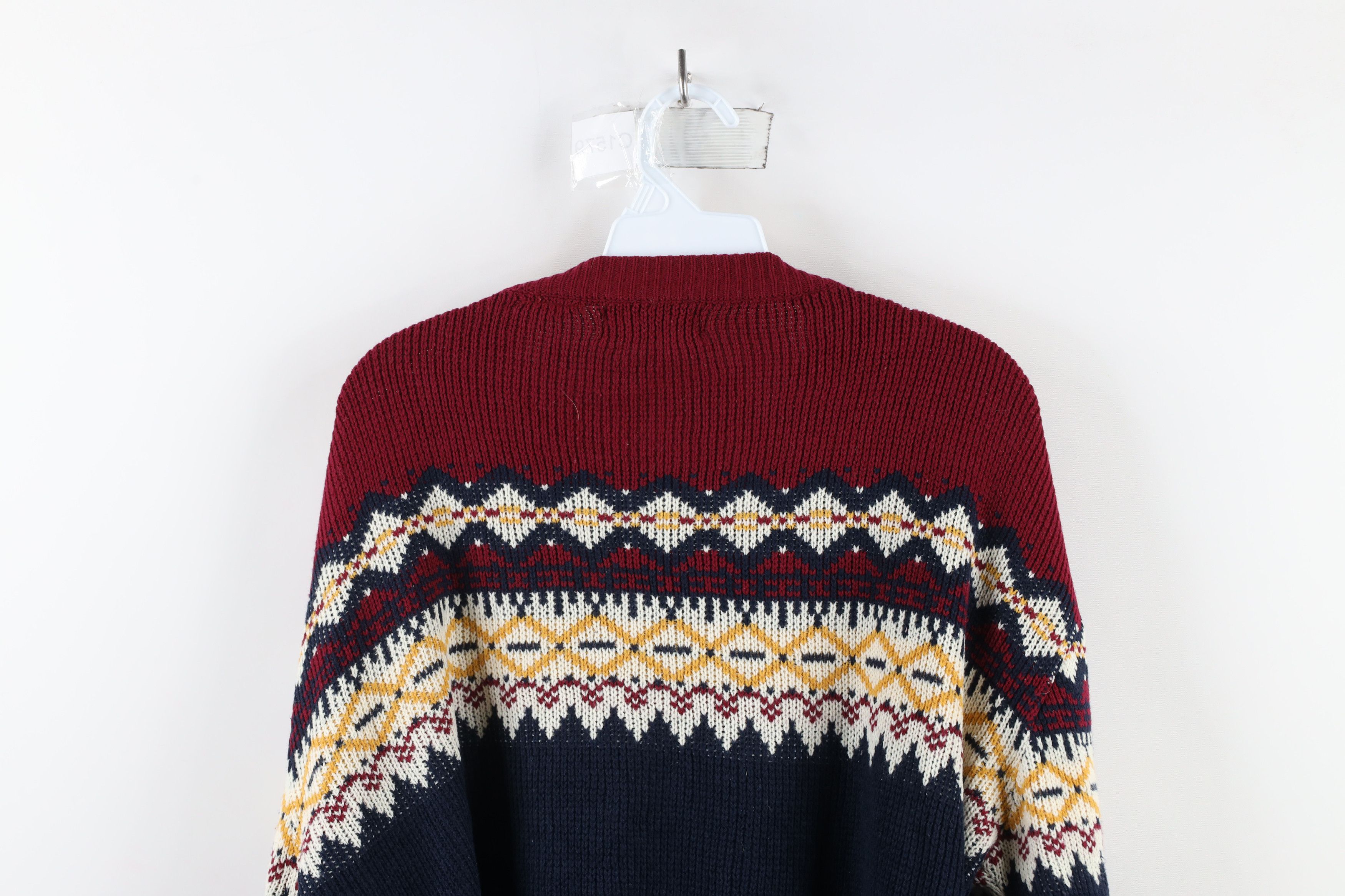 Vintage Vintage 70s Streetwear Rainbow Fair Isle Knit Sweater Size L / US 10 / IT 46 - 9 Thumbnail
