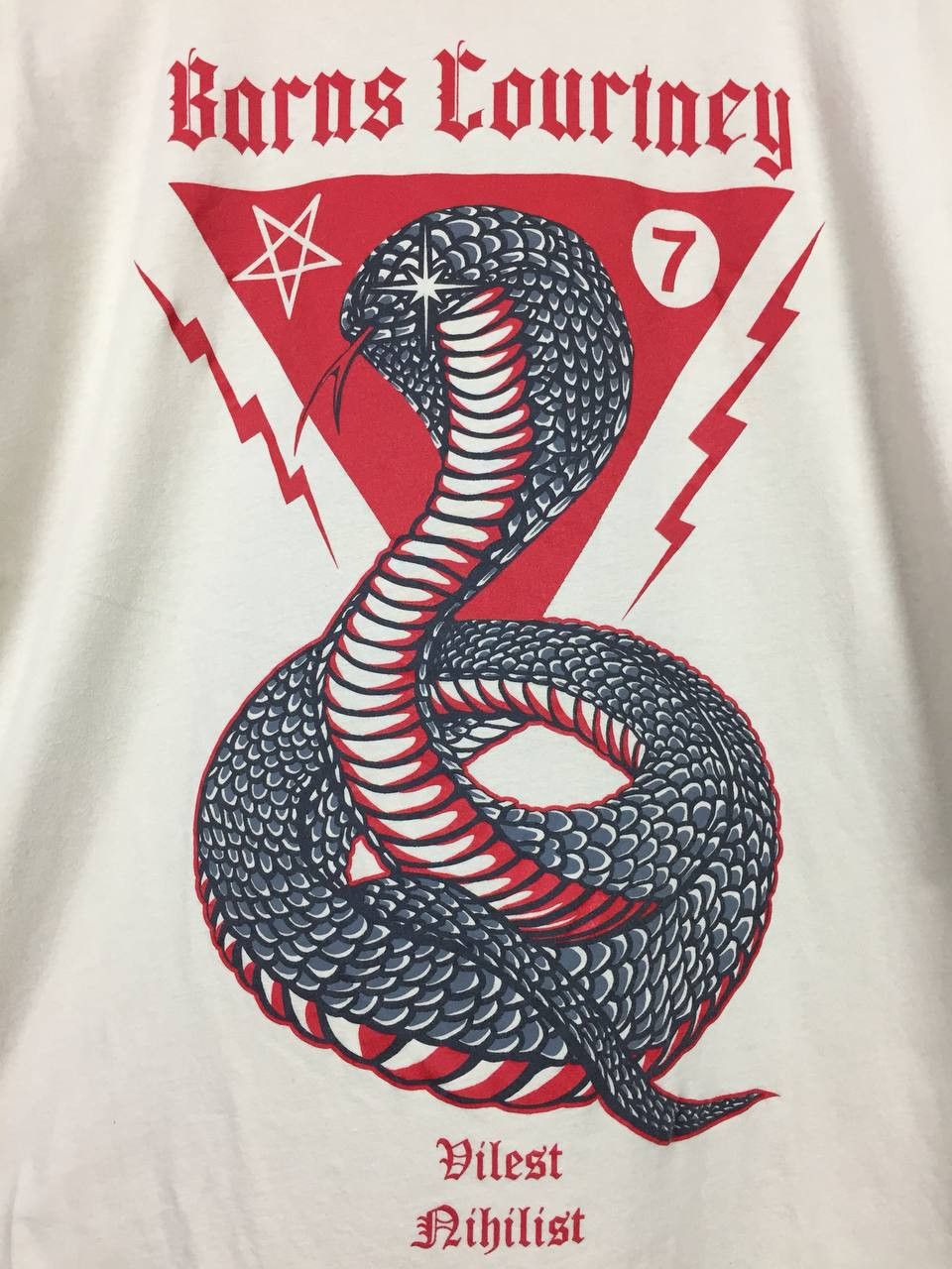 Band Tees × Vintage Barns Courtney English Indie Rock Singer Cobra Tee Size US L / EU 52-54 / 3 - 4 Thumbnail
