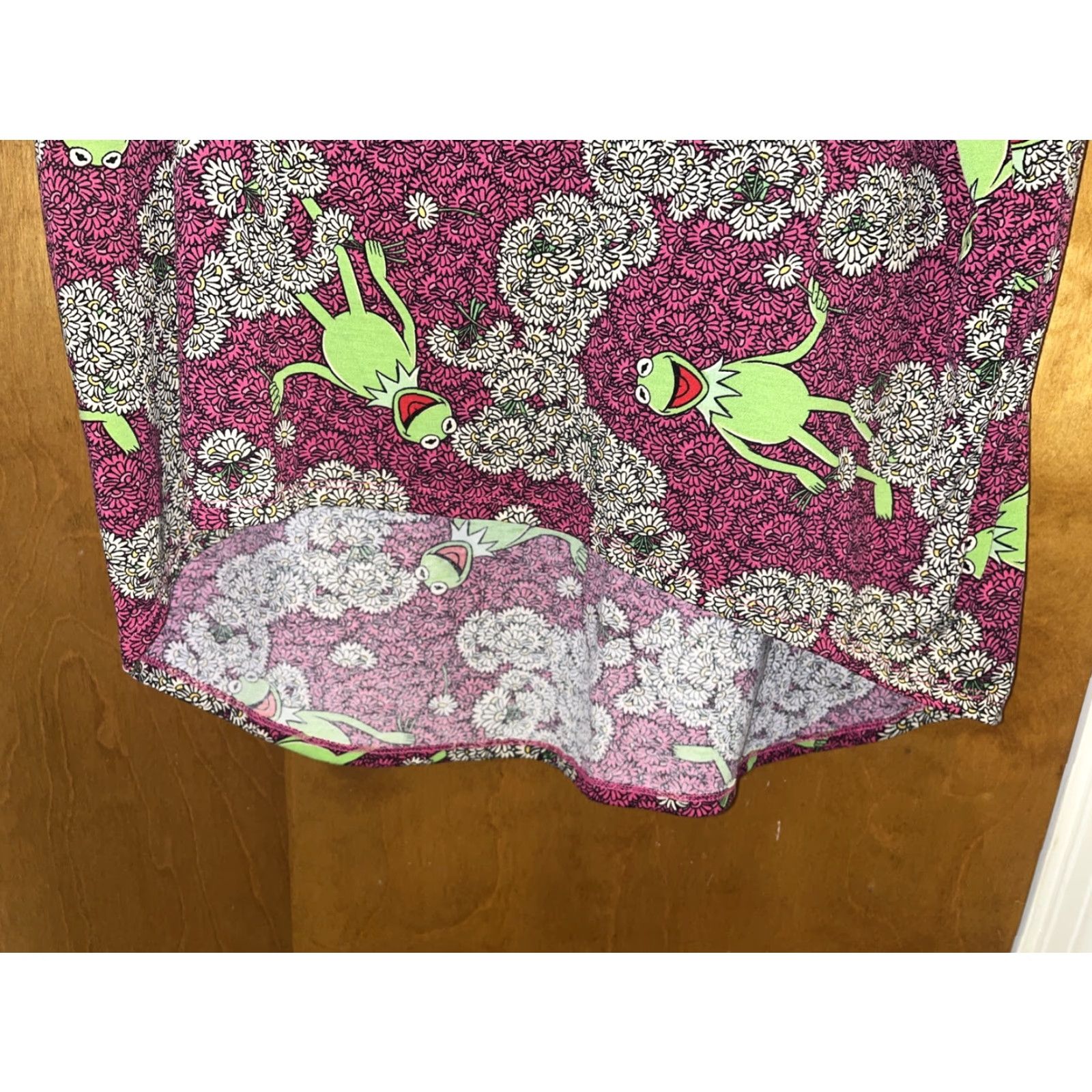 Vintage LuLaRoe Disney Irma Pink Medium Kermit the Frog Floral Tunic T-Shirt Womens M Size M / US 6-8 / IT 42-44 - 4 Thumbnail