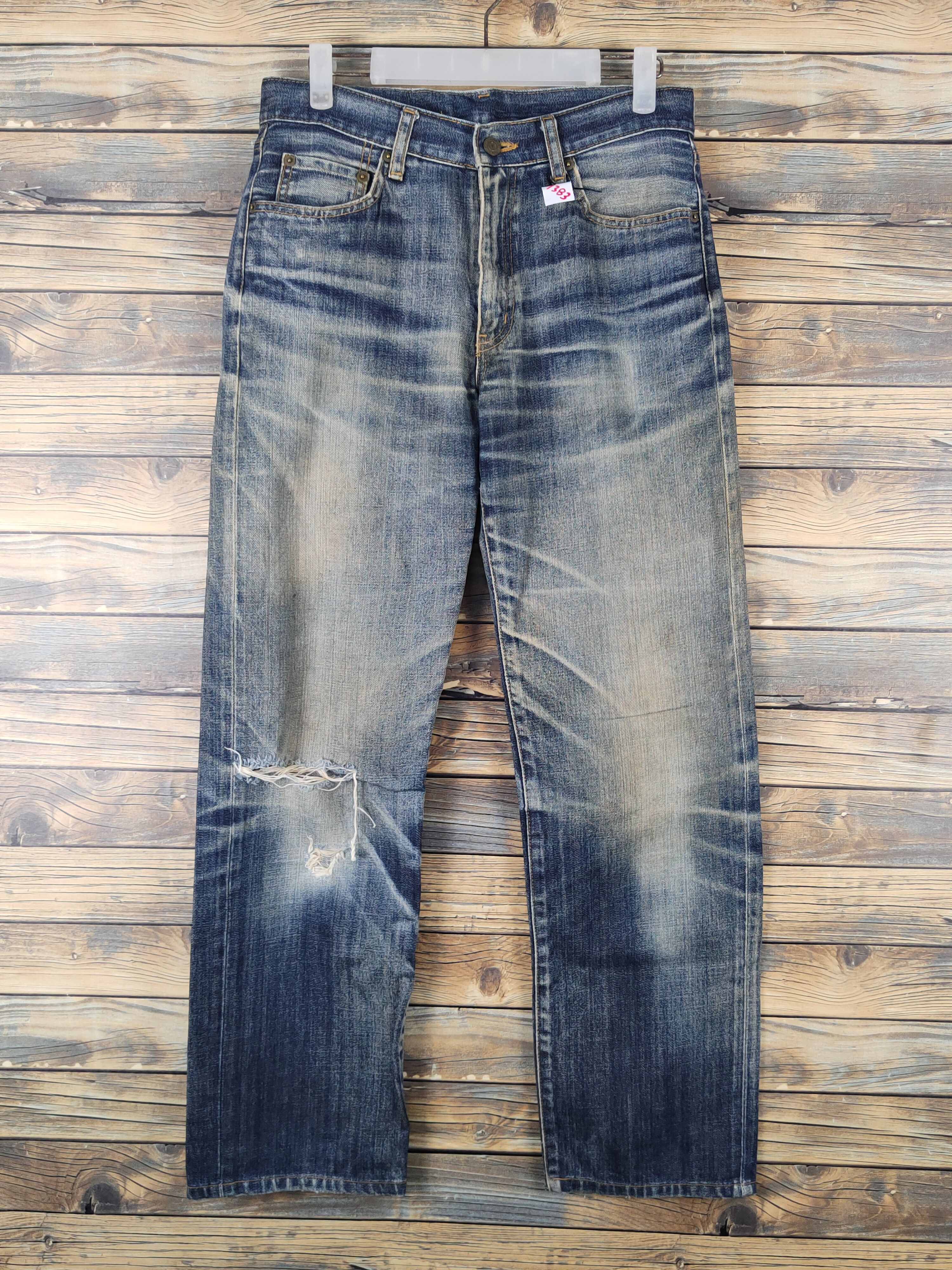 Japanese Brand Uniqlo Dark Blue Distressed Ripped Jeans #W1383 Size US 31 - 1 Thumbnail
