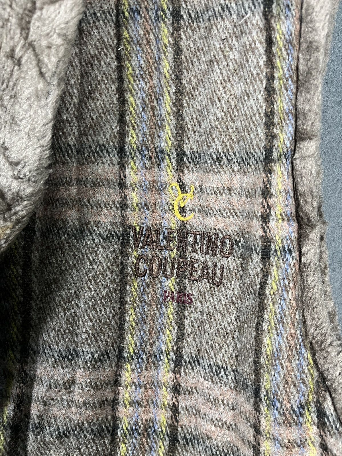 Vintage Valentino Coupeau Paris Fur Lined Vest Size US M / EU 48-50 / 2 - 5 Thumbnail