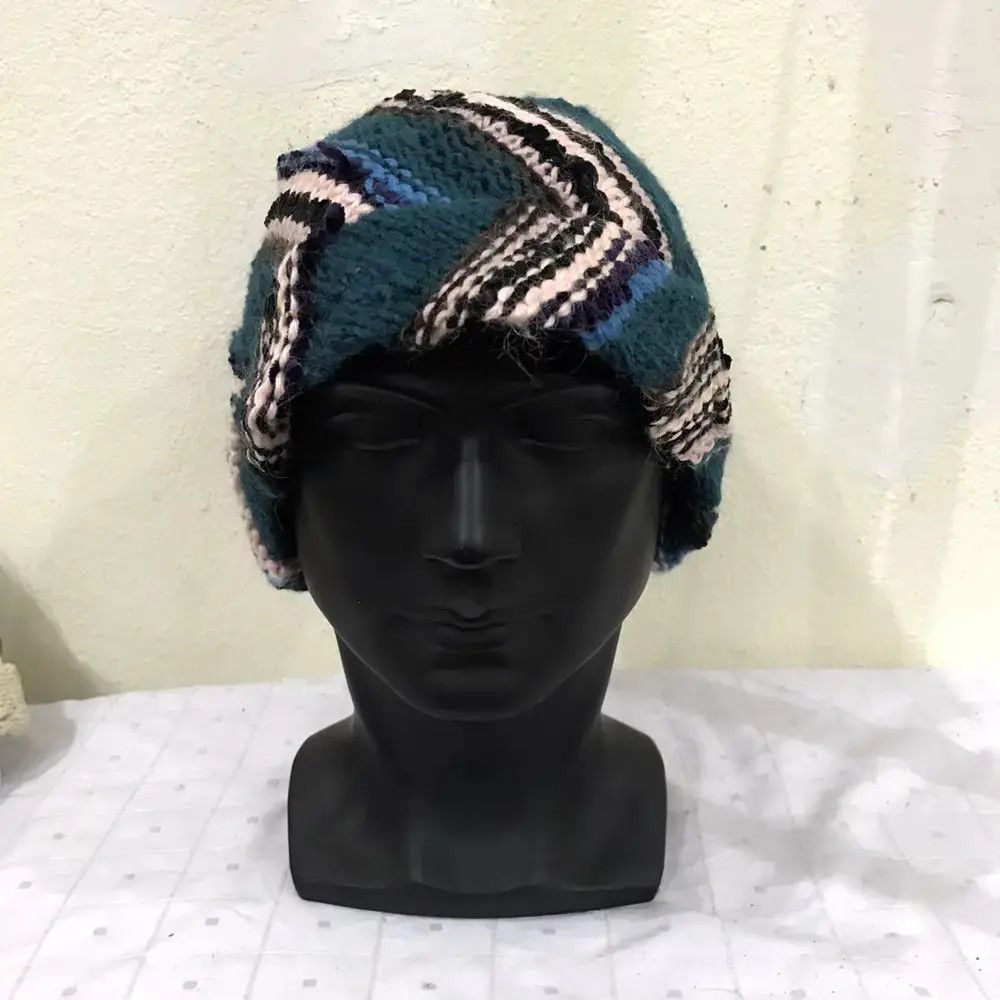 Vintage Japanese Brand Knit Design Beanie Hat Size ONE SIZE - 3 Thumbnail