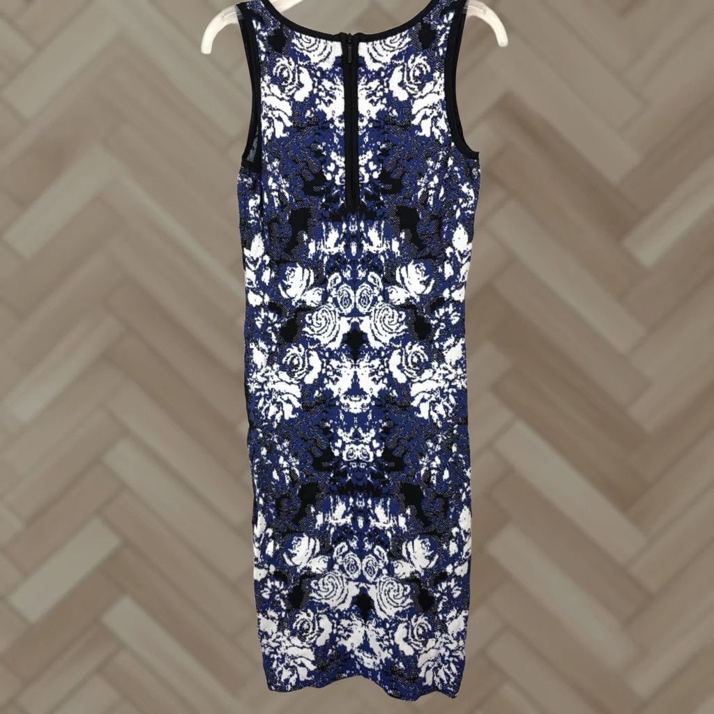 Nicole Miller Nicole Miller Blue Floral Knit Dress Womens Small Fitted Stretchy Cap Sleeve V-Neck Zip Ruched Size S / US 4 / IT 40 - 1 Thumbnail
