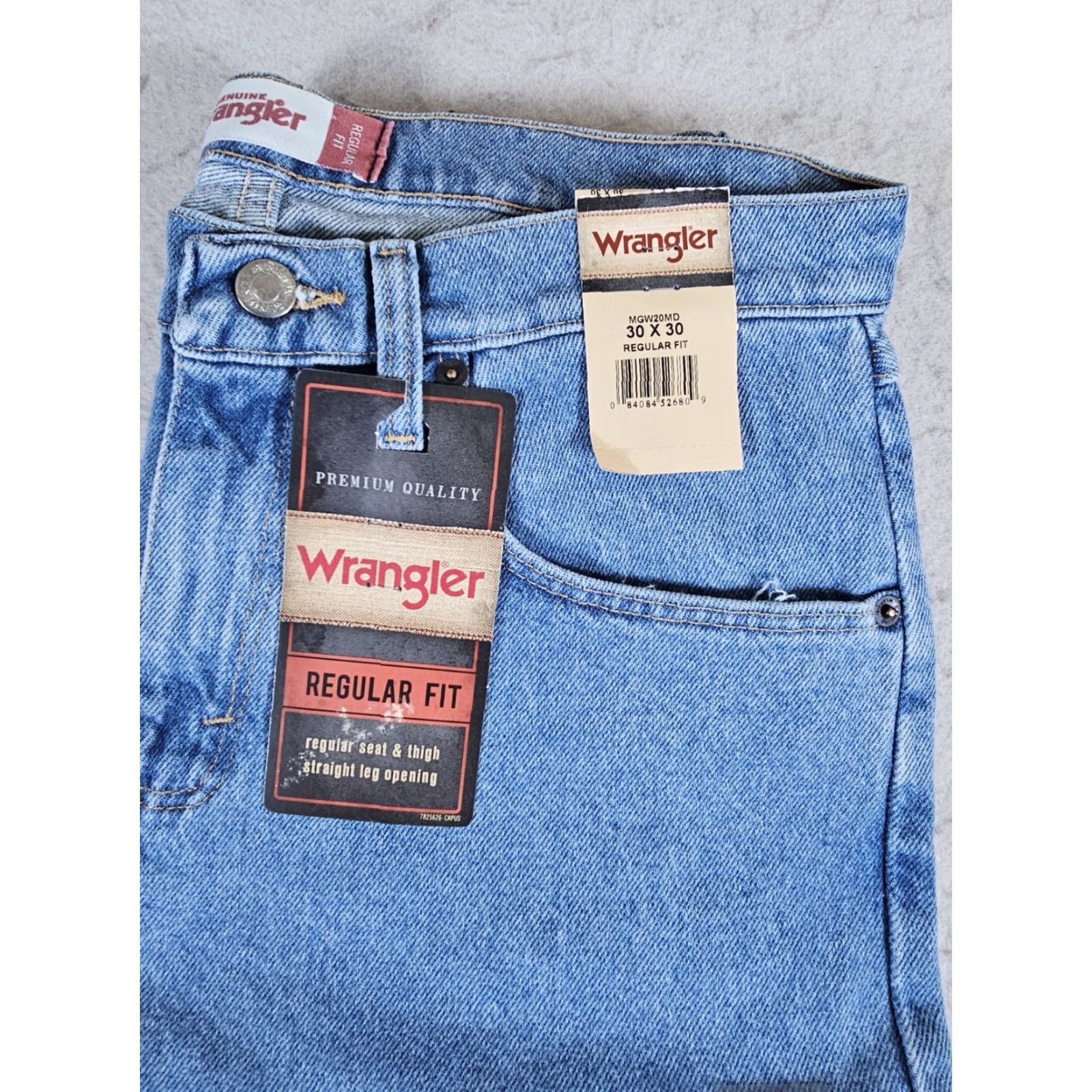 Wrangler Wrangler Jeans Men’s Regular Fit Denim Light Wash 30x30 Rugged Wear Size US 30 / EU 46 - 2 Thumbnail