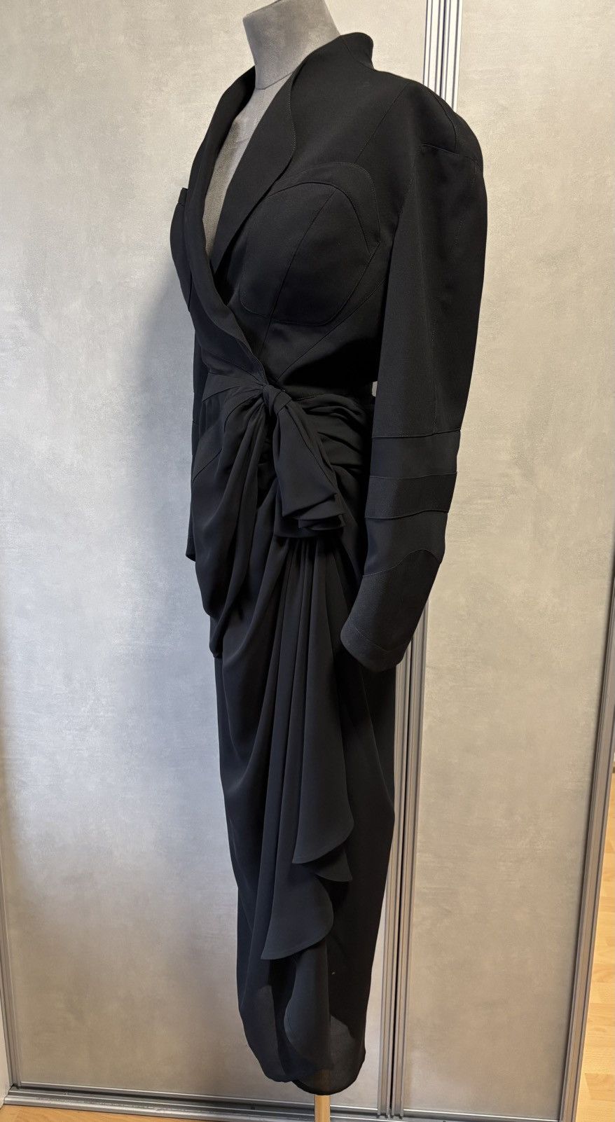 Thierry Mugler THIERRY MUGLER. Set with jacket and long skirt Size M / US 6-8 / IT 42-44 - 5 Thumbnail