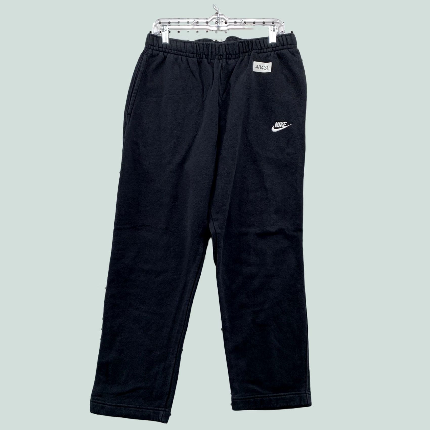 Nike Nike Sportswear Club Fleece Sweatpants Mens XL Black Joggers BV2707-010 Size US 33 - 1 Thumbnail