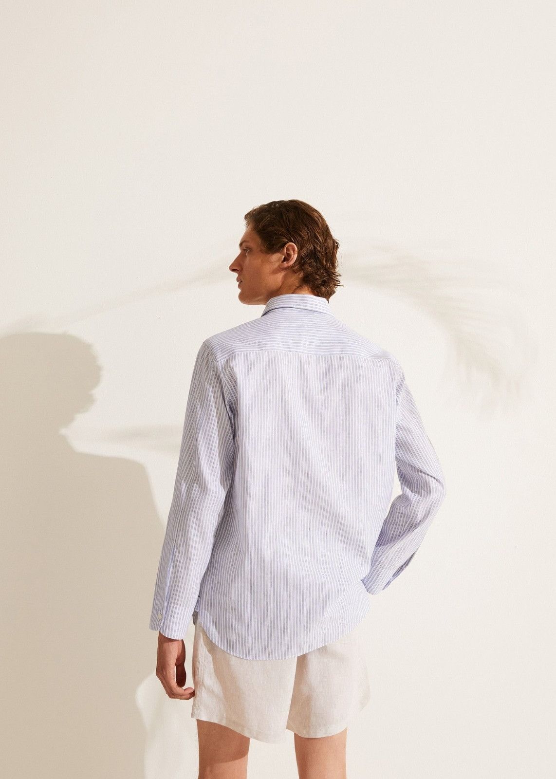 Loro Piana o1srvl11e0924 Tahiti Shirt in White/Grey Size US S / EU 44-46 / 1 - 5 Thumbnail