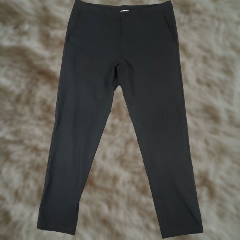 Lululemon Lululemon Pants Mens 40x33 Black Chino Straight 40 Regular Pockets Sl as h Pocket Flat Front Business Casual Formal Travel Wedding Workwear Size US 40 / EU 56 - 1 Thumbnail