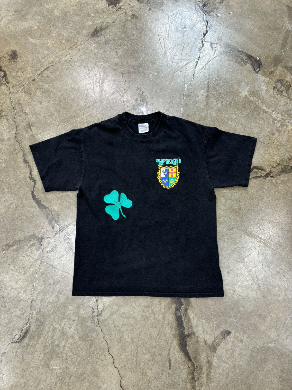 Vintage Vintage McVeigh's Pub Toronto Canada Single Stitch Tee Large Size US L / EU 52-54 / 3 - 5 Thumbnail