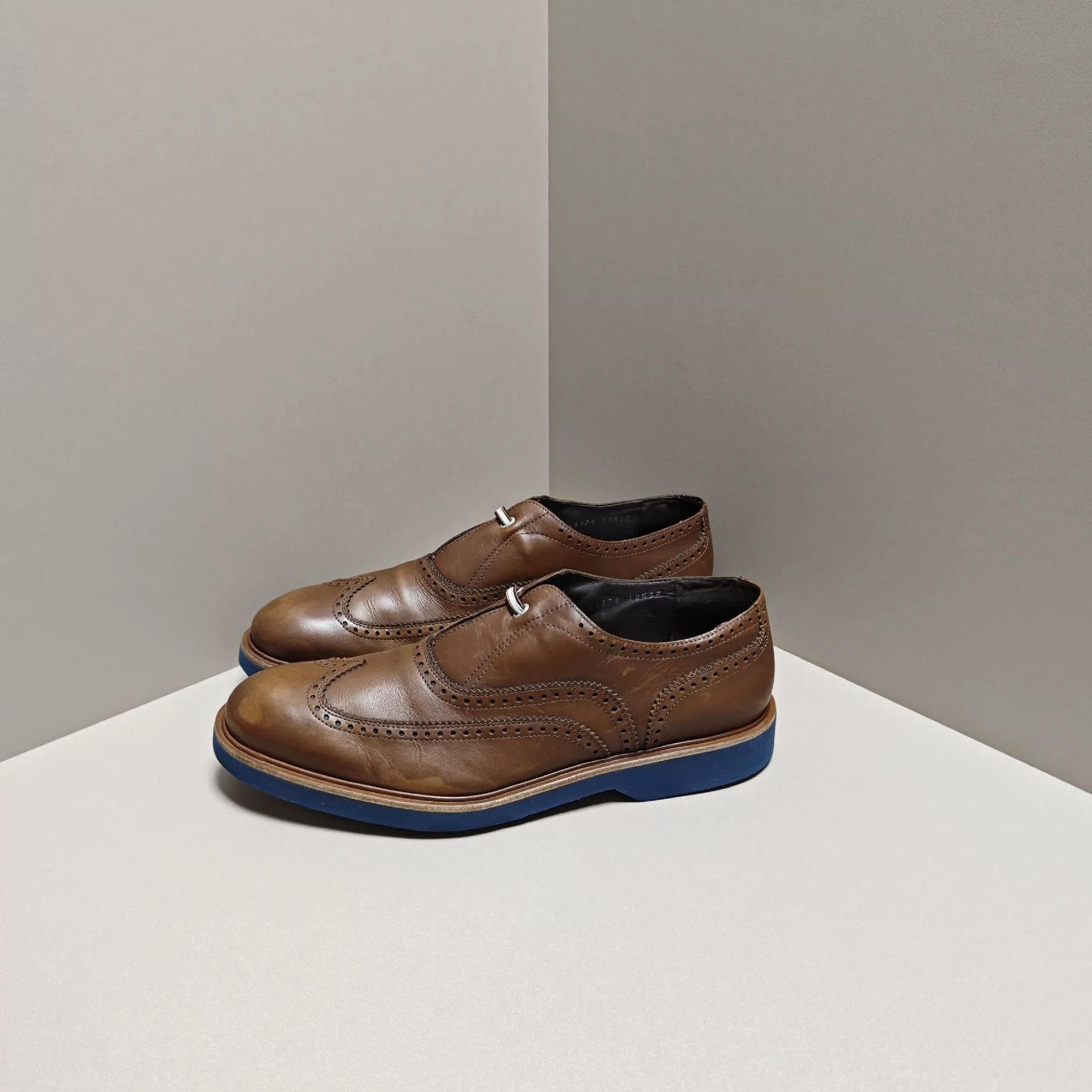 Salvatore Ferragamo Salvatore Ferragamo Lowtop Sneakers 10 Men Size US 10 / EU 43 - 1 Thumbnail