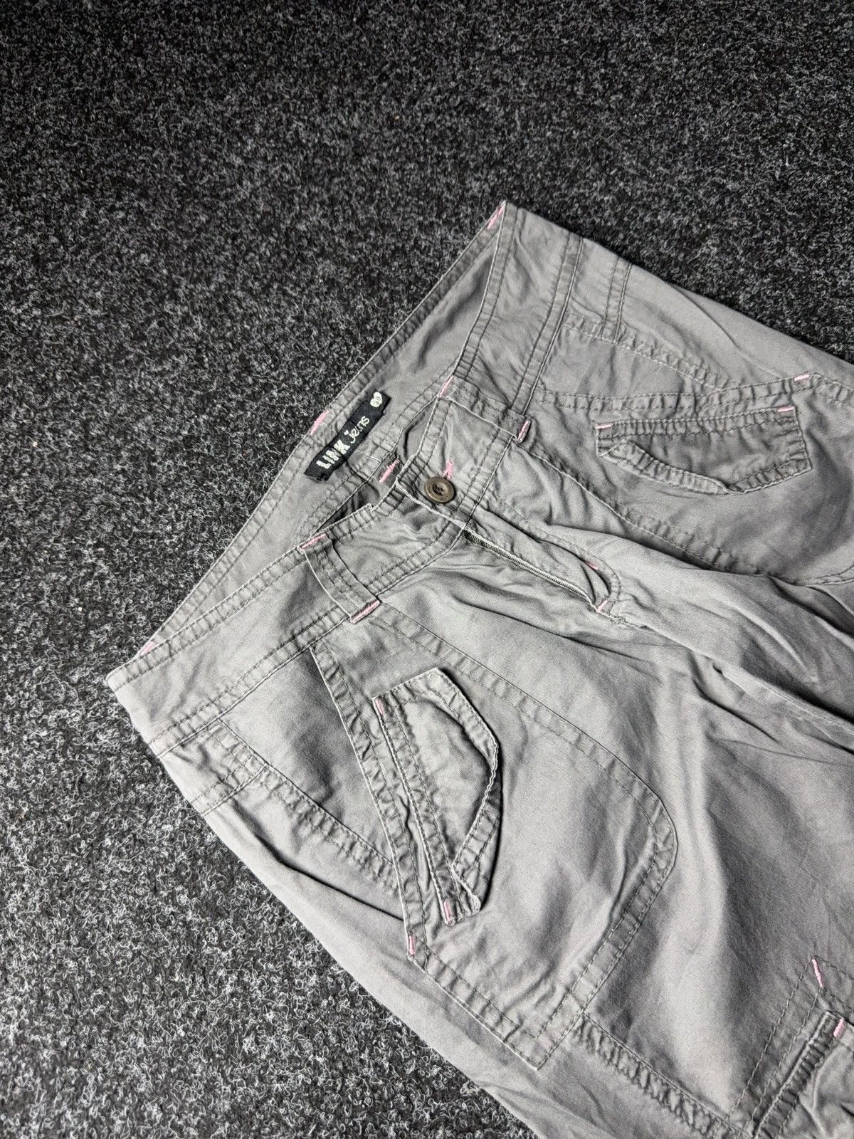 Japanese Brand Y2K 00s Avant Garde Multi-Pocket Parachute Cargo Pants Grey Size 30" / US 8 / IT 44 - 7 Thumbnail