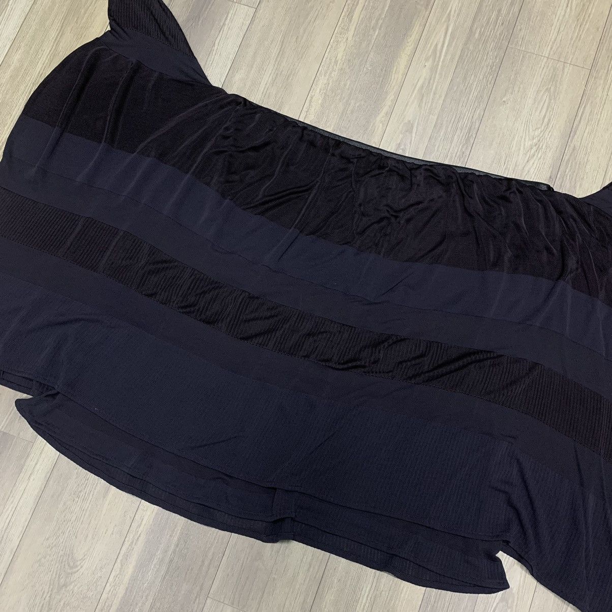 Bottega Veneta Bottega Veneta Heavy Double Layered Striped Midi Skirt Size 30" / US 8 / IT 44 - 8 Thumbnail
