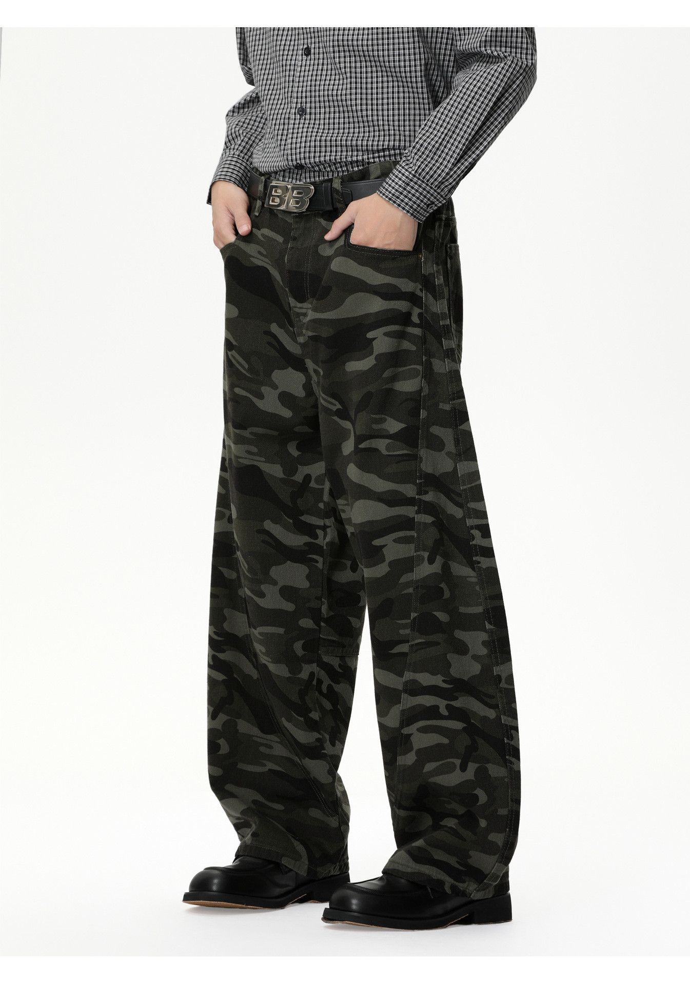 Japanese Brand Men's retro wide-leg loose vibe washed camouflage jeans Size US 32 / EU 48 - 5 Thumbnail