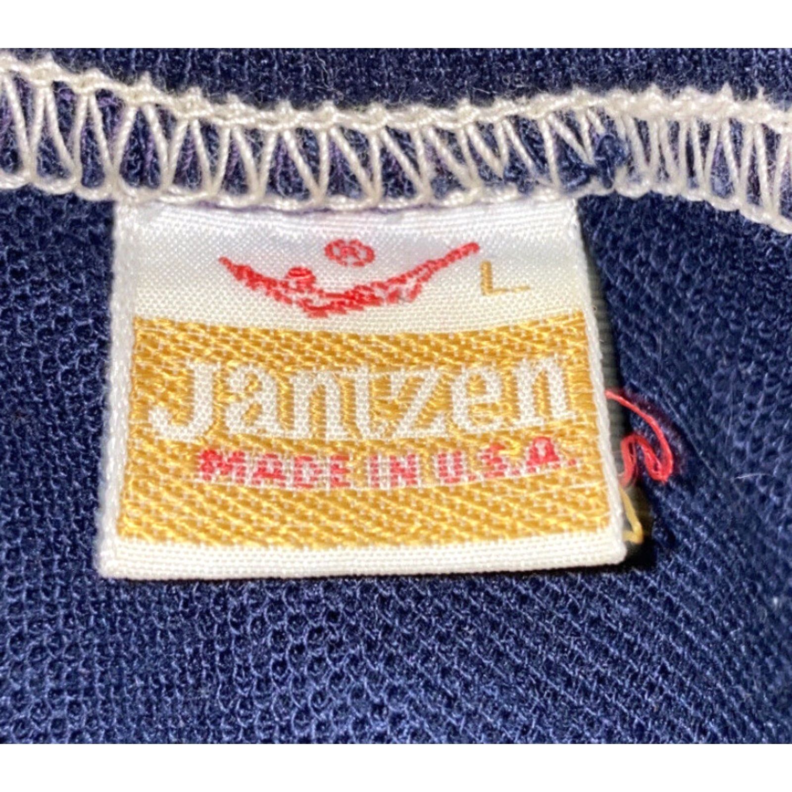Jantzen VINTAGE Jantzen Shirt Mens T-Shirt Blue Size L USA Made Short Sleeve Regular Cotton Pattern Solid Mens Size US L / EU 52-54 / 3 - 5 Thumbnail