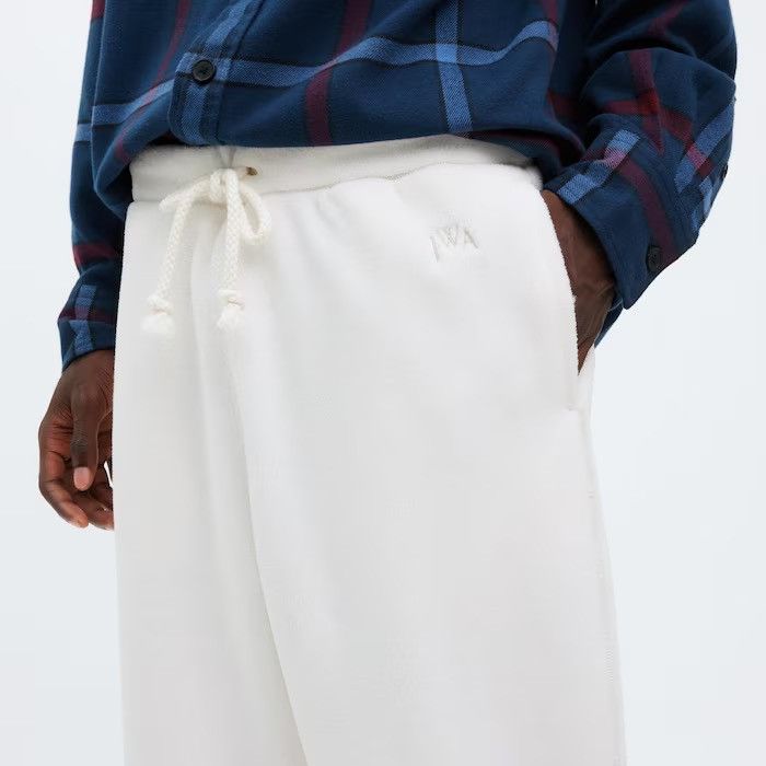 JW Anderson × Uniqlo Small JW Anderson White Fleece Pants Sherpa Joggers Size US 28 / EU 44 - 9 Thumbnail