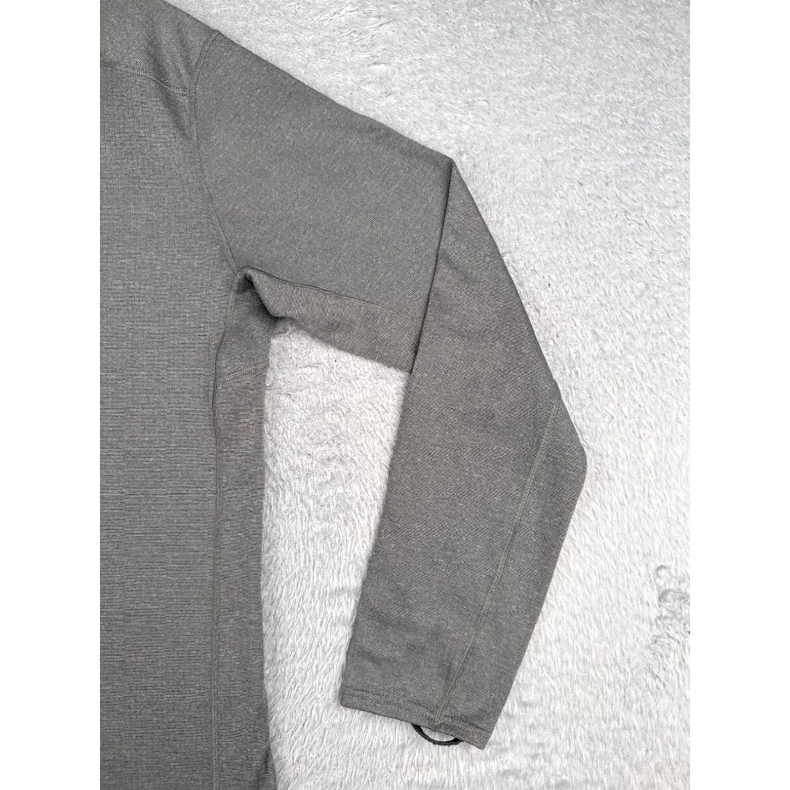 Patagonia Patagonia Shirt Men Small Gray Capilene Midweight 1/4 Zip Polyester Long Sleeve Size US S / EU 44-46 / 1 - 2 Thumbnail