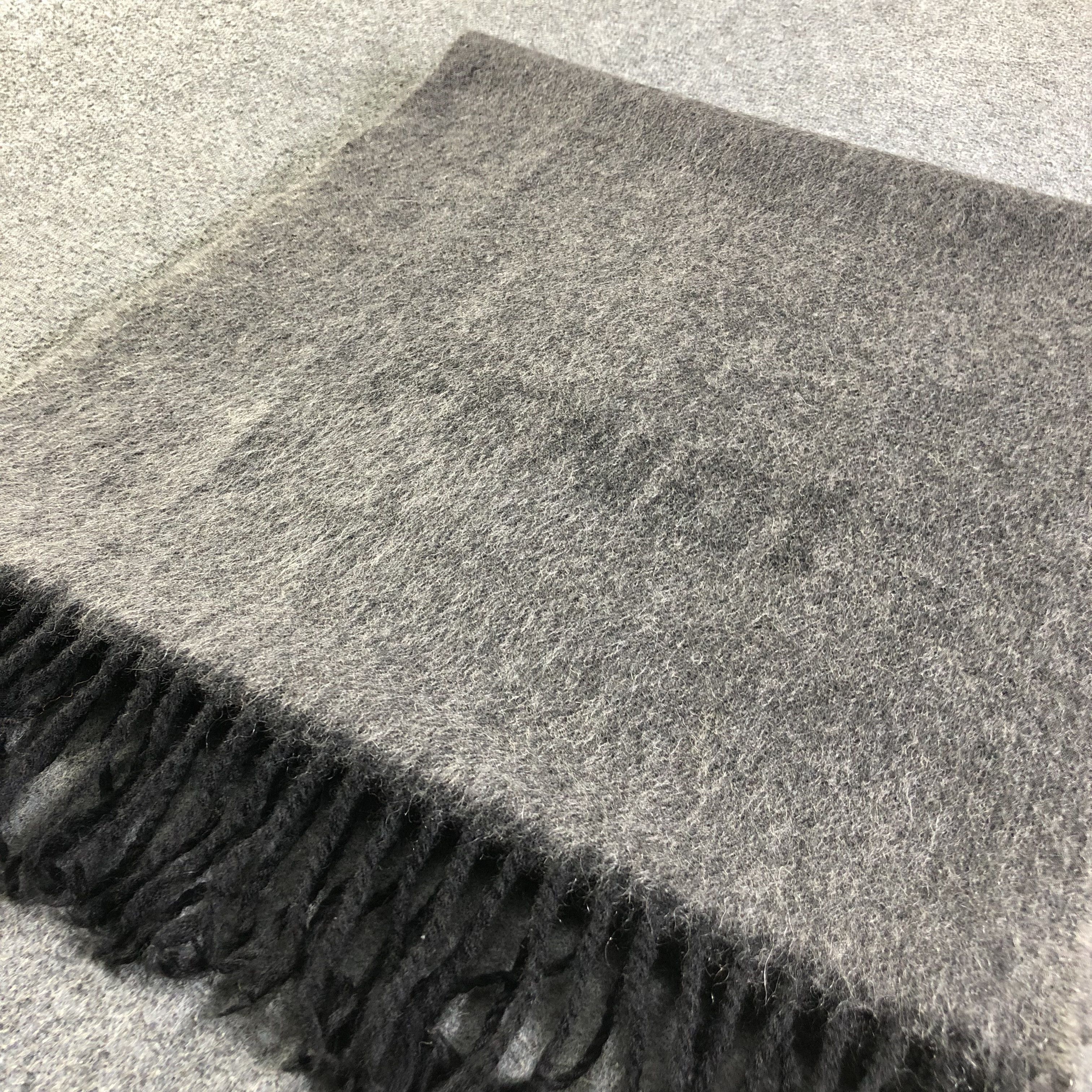 Fendi Fendi Wool Scarf Muffler Neckwear V2074 Size ONE SIZE - 4 Thumbnail