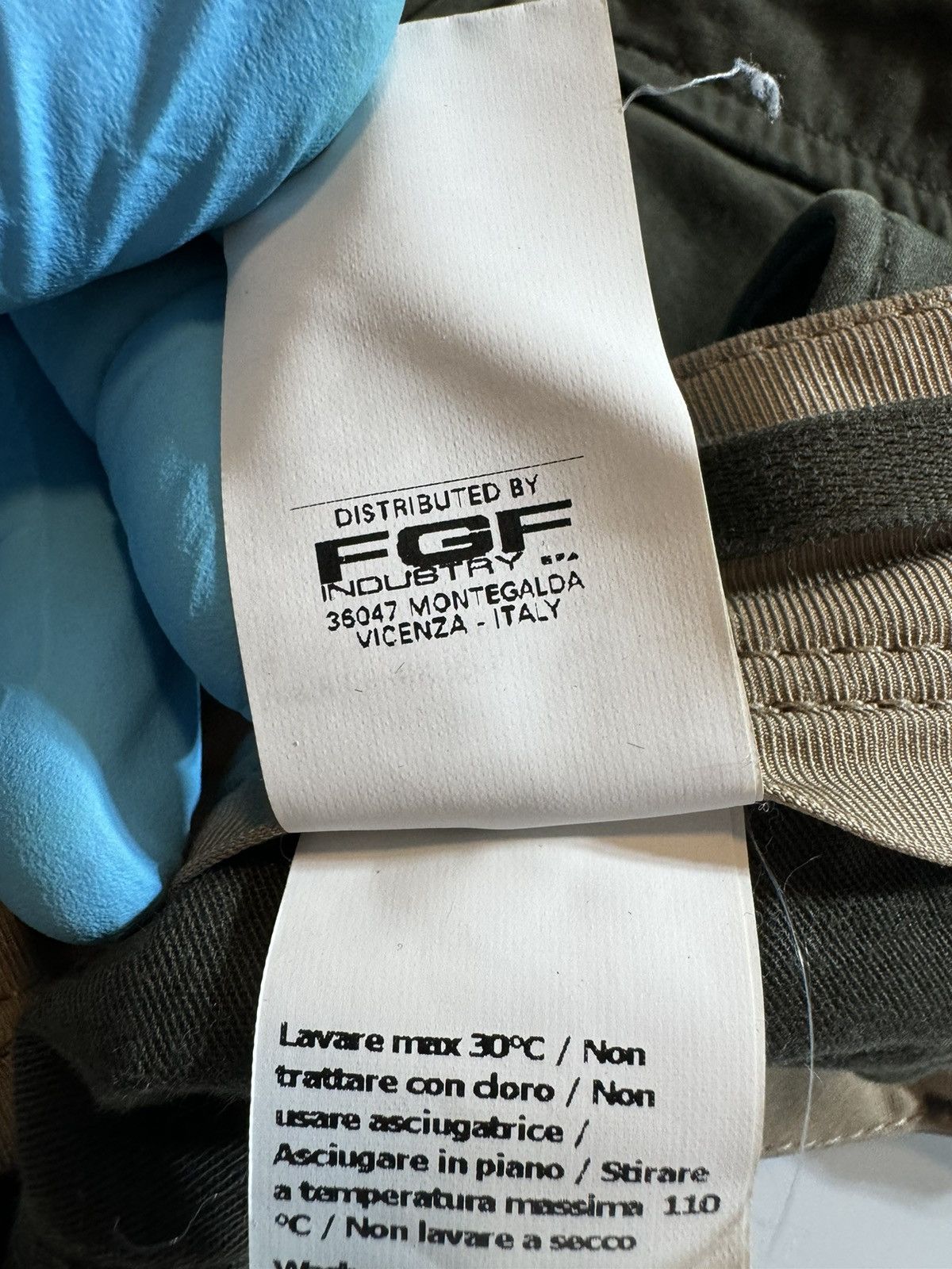C.P. Company C.P. Company Painted Destroyed Cargos 36x34 Size US 36 / EU 52 - 12 Thumbnail