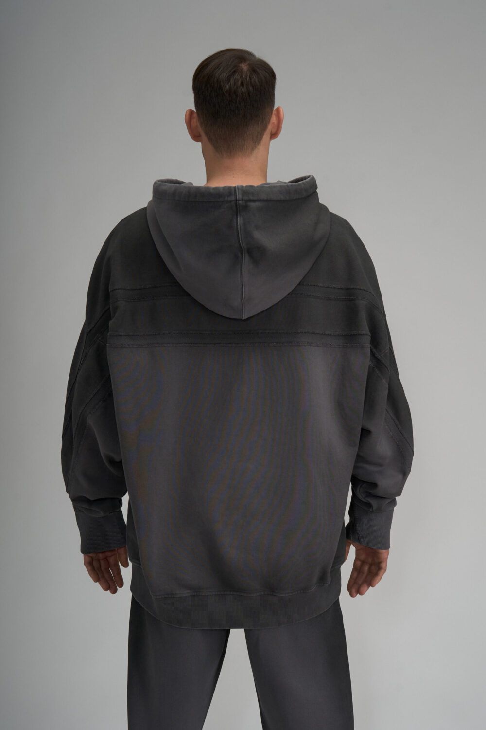 Fendi o1s1wg110925 Sweatshirt in Grey Size US XL / EU 56 / 4 - 3 Thumbnail