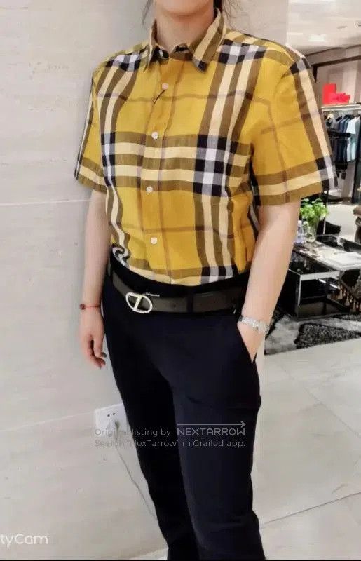 Burberry Burberry Summer Yellow Cotton Short Sleeve Shirt. Size US S / EU 44-46 / 1 - 7 Thumbnail