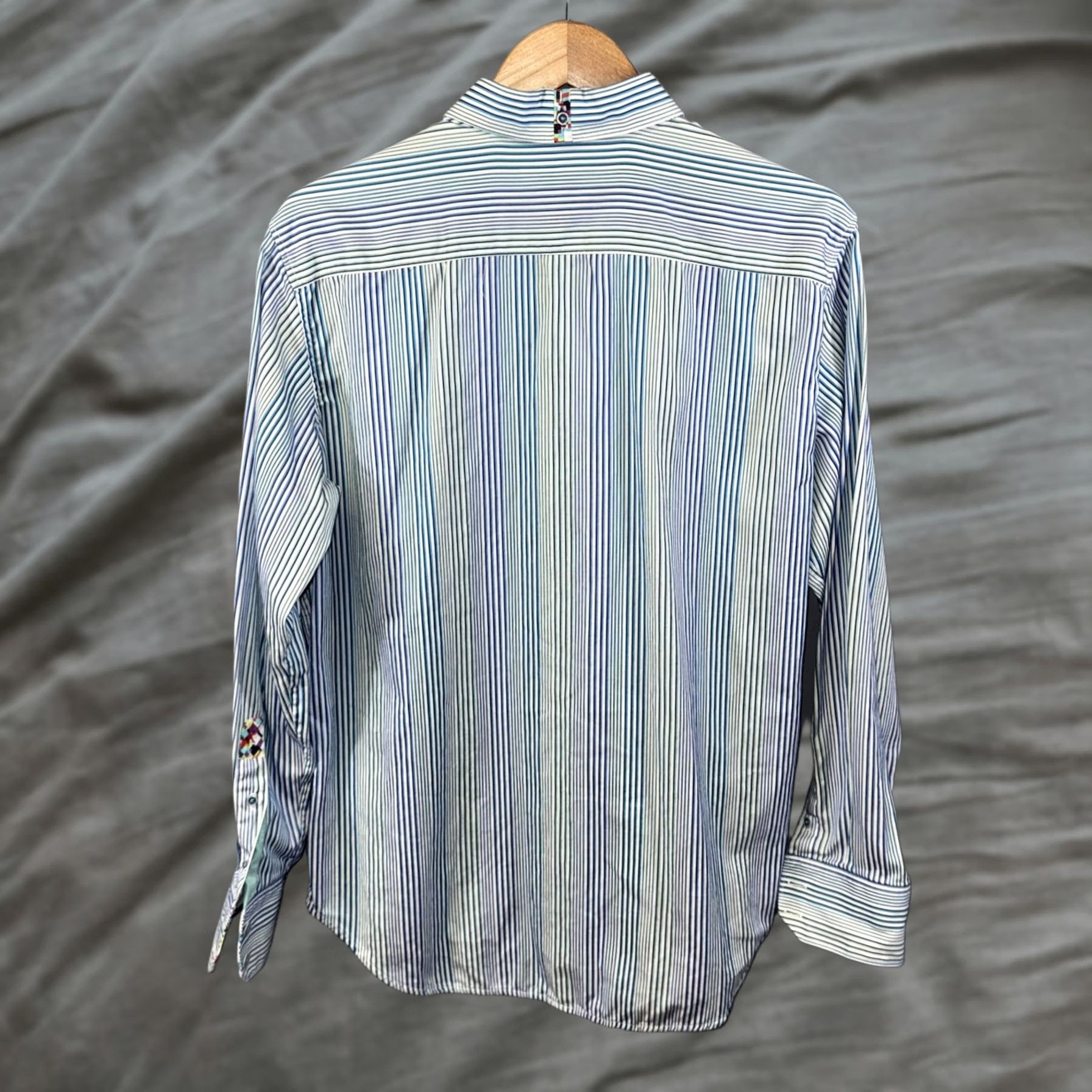 Robert Graham VINTAGE Robert Graham Shirt Mens Large Blue White Striped Tailored Fit Contrast Cuffs Size US L / EU 52-54 / 3 - 1 Thumbnail