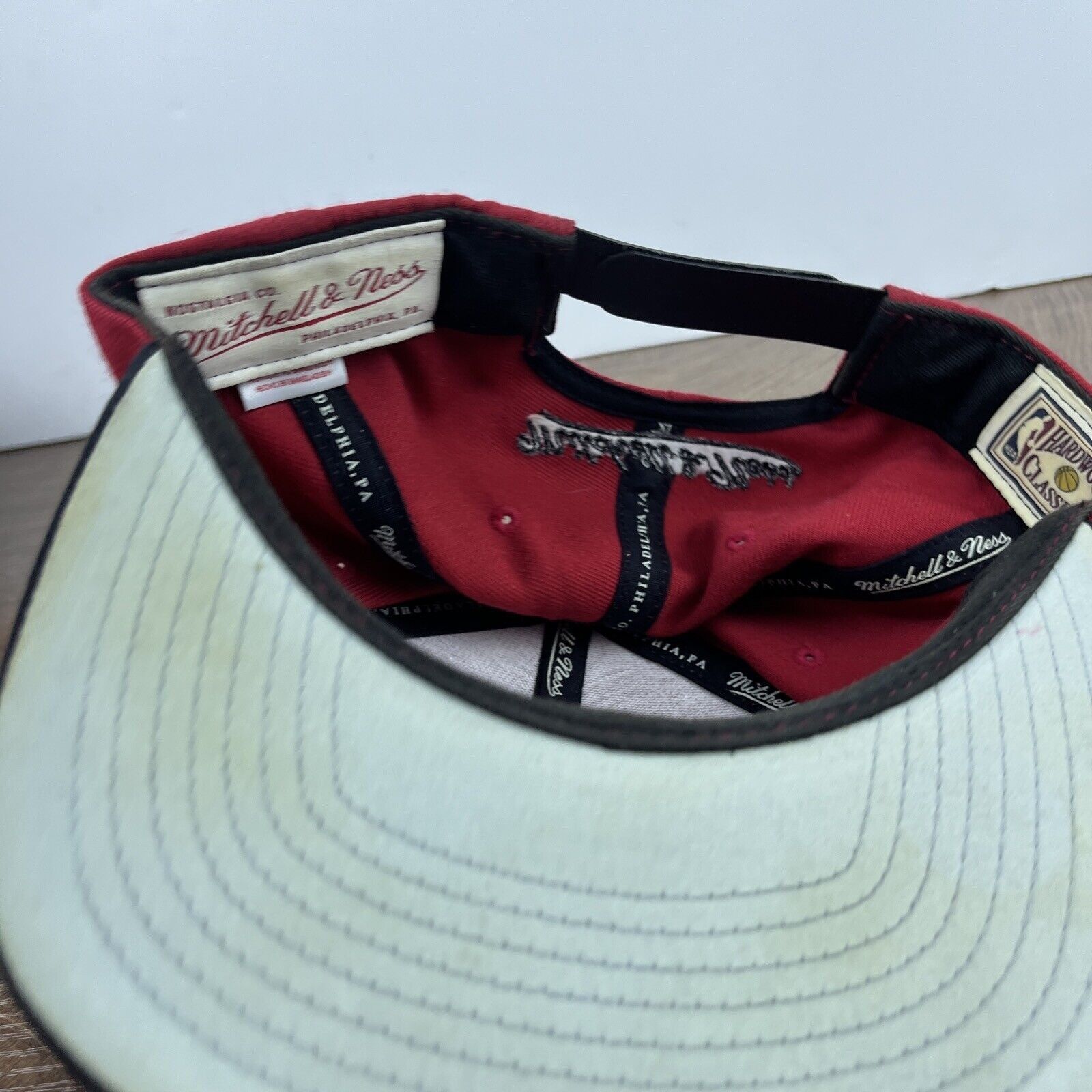 Mitchell & Ness Miami Heat Hat Mitchell & Ness Miami Red Hat Adjustable Adul Size ONE SIZE - 13 Thumbnail