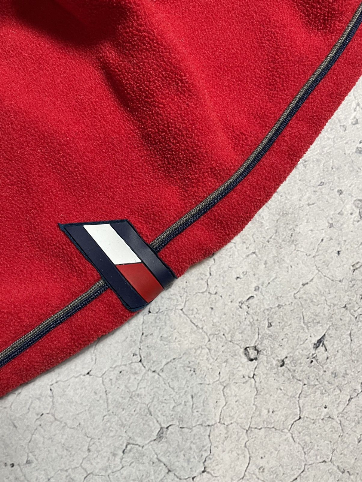 Tommy Hilfiger × Vintage Vintage 90s Fleece Jacket 1/4 Zip Tommy Hilfiger Athletics Size US L / EU 52-54 / 3 - 3 Thumbnail