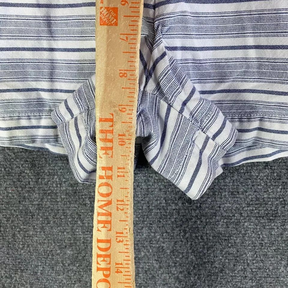 Gap Khakis by Gap Shorts Women's Size 2 Striped 4" Inseam Chino Size 26" / US 2 / IT 38 - 3 Thumbnail