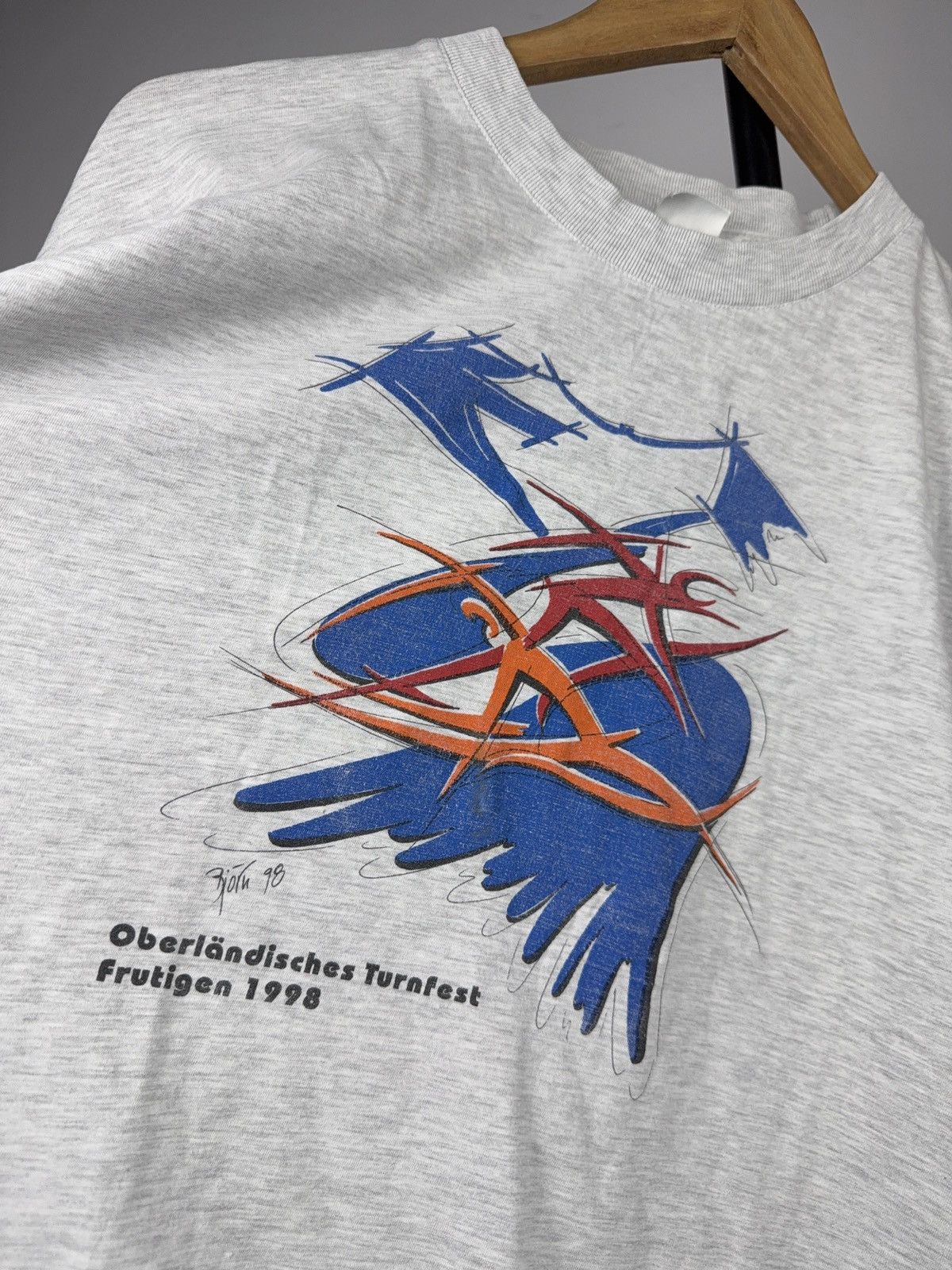 Vintage Vintage 1998 Retro Festival Swiss Turnfest Graphic T-Shirt Size US M / EU 48-50 / 2 - 6 Thumbnail
