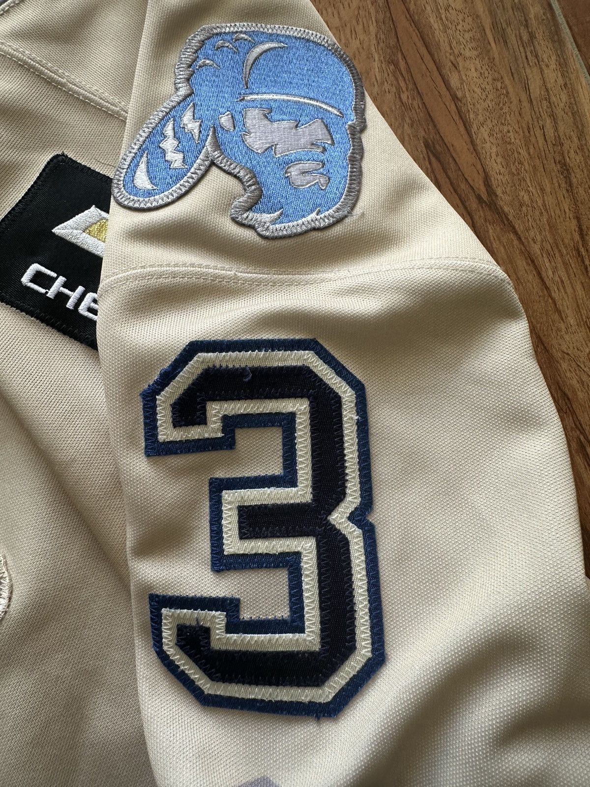 Vintage Vintage 90s Bauer Team Langley Thunder Hockey Jersey #3 Size US XL / EU 56 / 4 - 7 Thumbnail