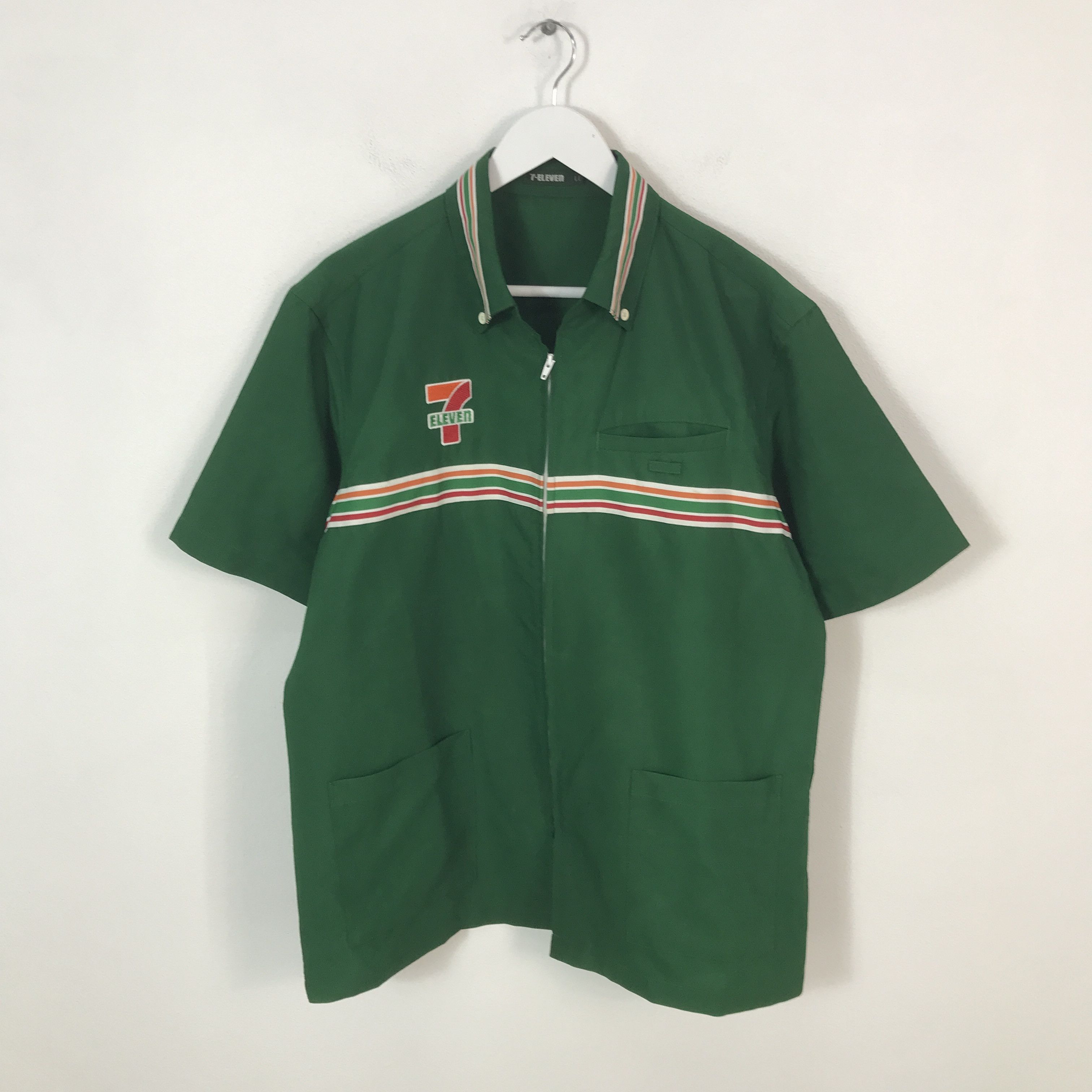 Other 7-eleven Embroidery Logo Worker Japan jacket Size US L / EU 52-54 / 3 - 2 Thumbnail