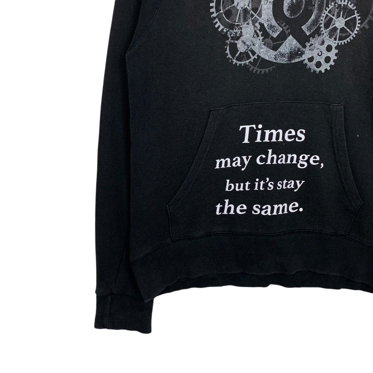 Band Tees UVERWORLD Japanese Rock Band Tour Hoodies #1761-C78 Size US M / EU 48-50 / 2 - 3 Thumbnail