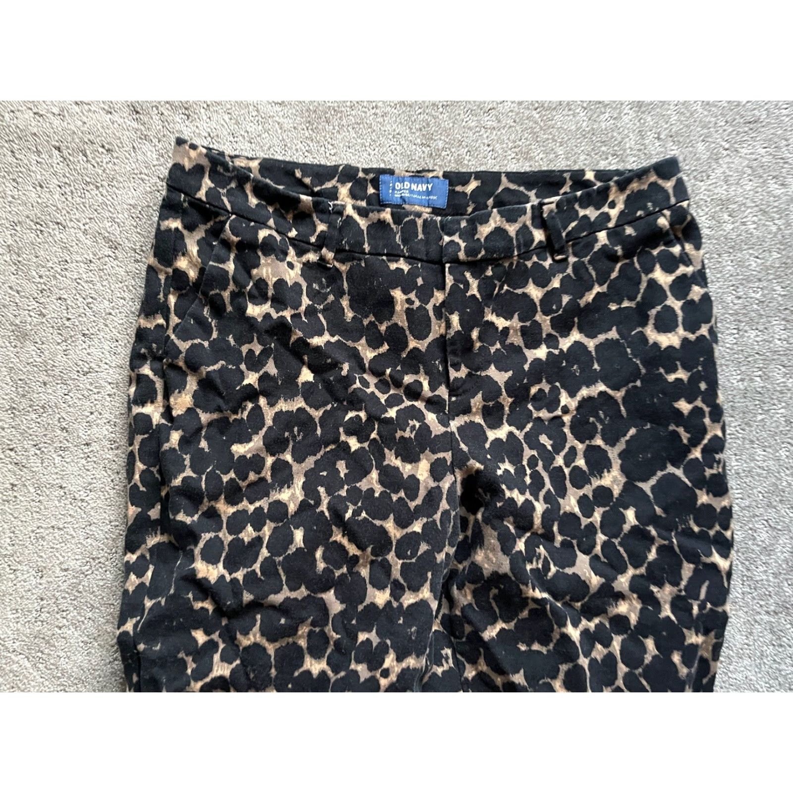 Old Navy Old Navy pants Women Leopard Print Crop Ankle 10 Regular Brown Polyester Spandex high rise straight leg Inseam 25 in Size 36" / US 14 / IT 50 - 2 Thumbnail
