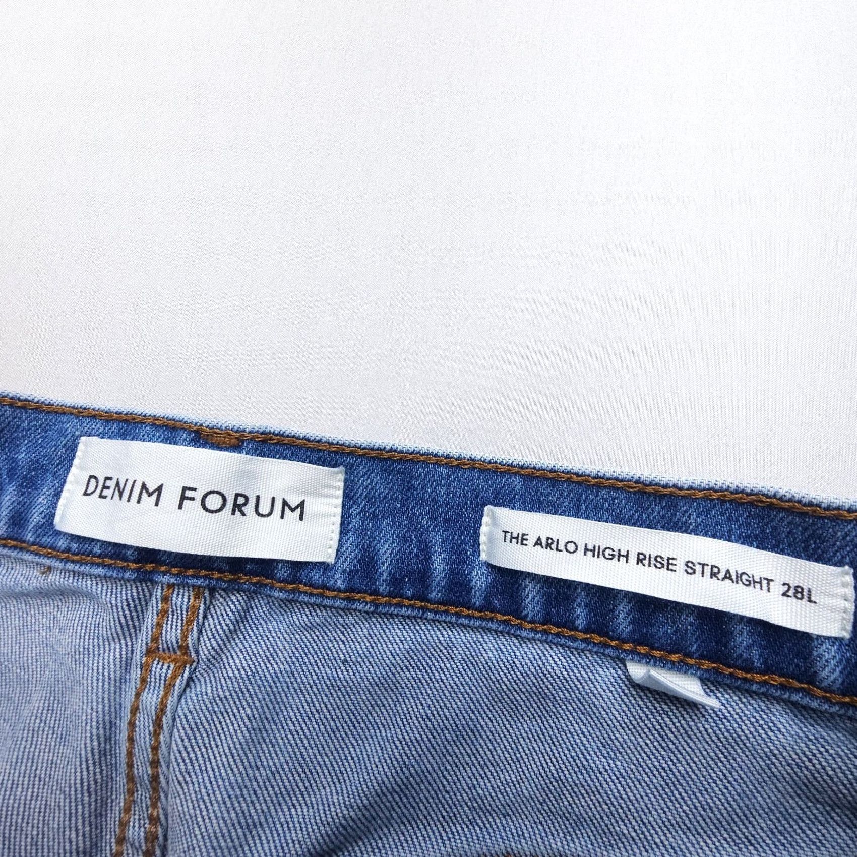 Aritzia Aritzia Jeans Arlo High Rise Straight 26x28 Blue Button Fly Denim Women's Jeans Size 26" / US 2 / IT 38 - 4 Thumbnail
