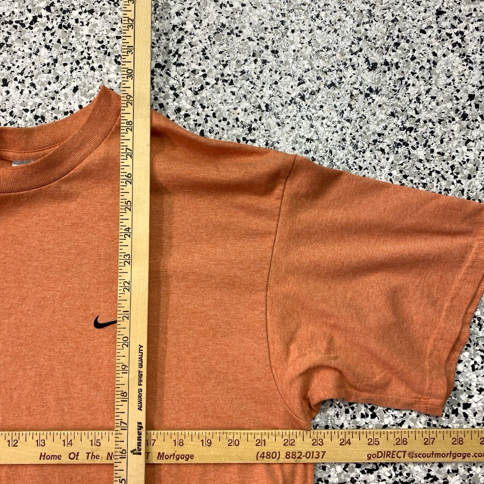 Nike VINTAGE Nike T-Shirt Adult Large Orange Black Swoosh 90s Cotton Active Shirt Mens 90s Sports Sun-02 Size US L / EU 52-54 / 3 - 3 Thumbnail