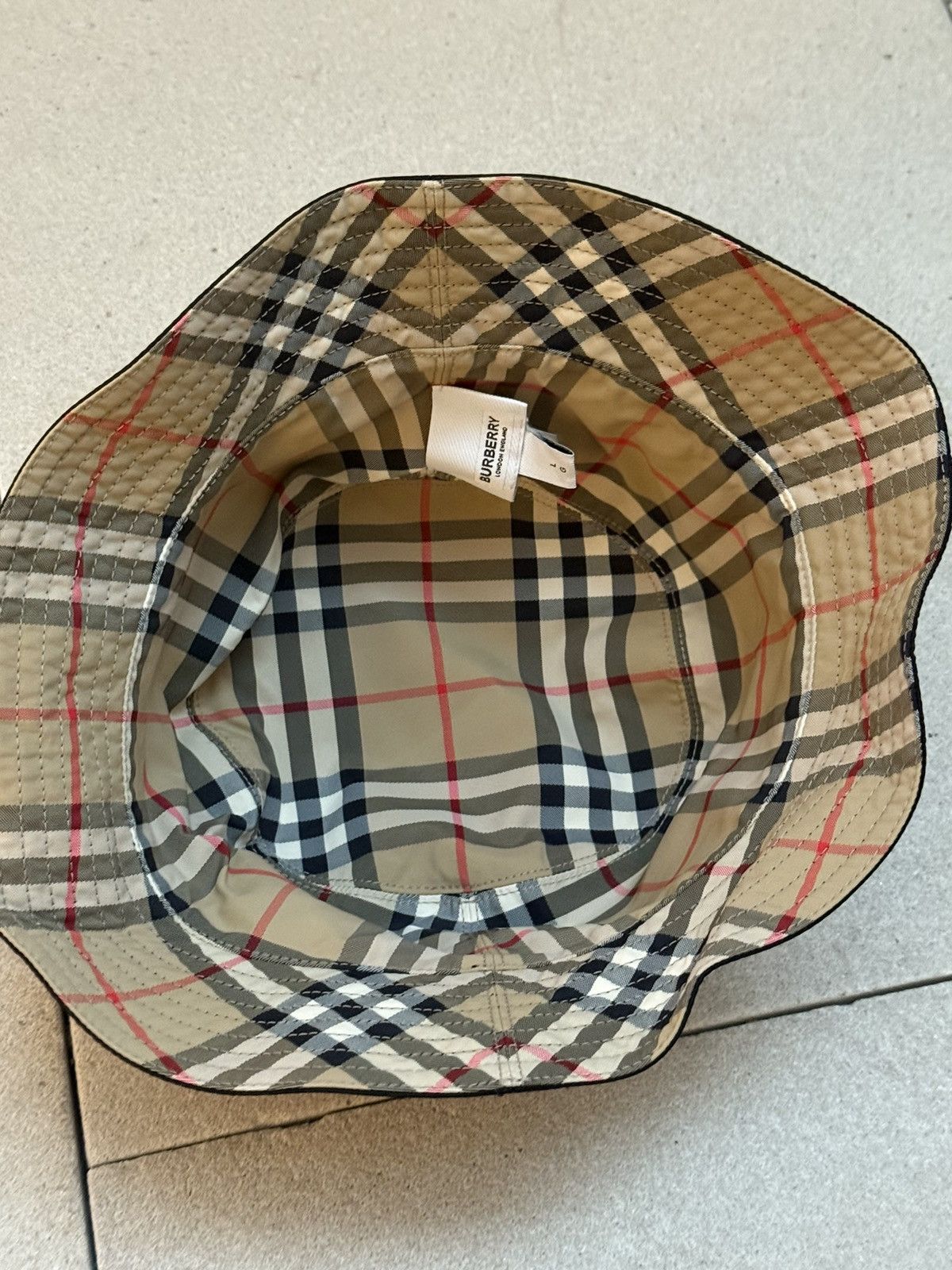 Burberry Burberry double sided bucket hat Size ONE SIZE - 3 Thumbnail