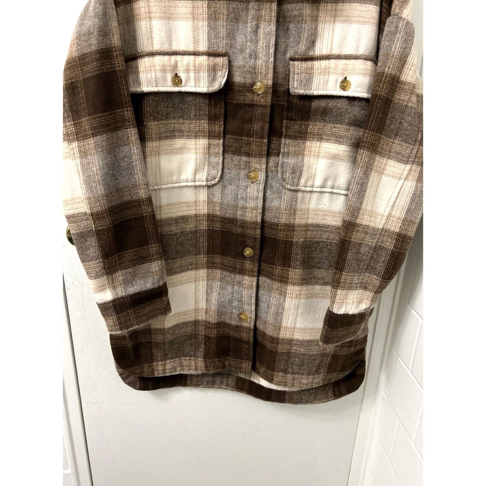 Banana Republic Banana Republic Shirt Jacket Womens XS Brown Plaid Wool Blend Shacket Oversized Shacket Casual Womens XS Brown Plaid Wool Blend Shirt Jacket Size XS / US 0-2 / IT 36-38 - 3 Thumbnail
