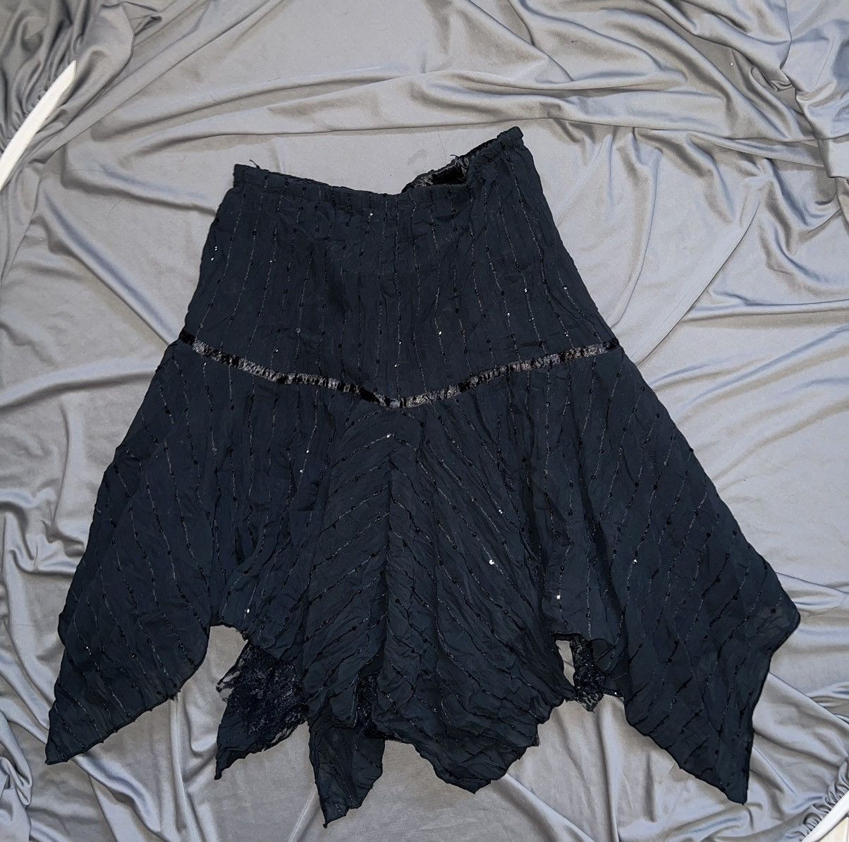 Japanese Brand × Seditionaries FLuTter asymmetrical sequin layered midi skirts 💫➕ Size 27" / US 4 / IT 40 - 4 Thumbnail