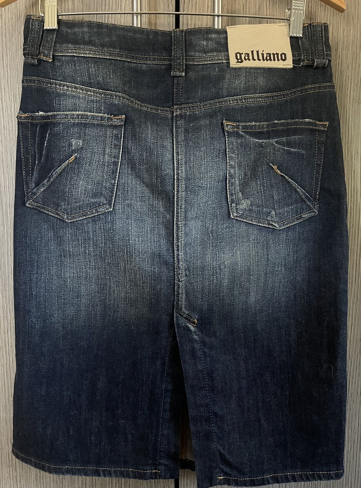 John Galliano Archival John Galliano Y2K Flocked Graffiti Denim Skirt Rare Size 30" / US 8 / IT 44 - 3 Thumbnail