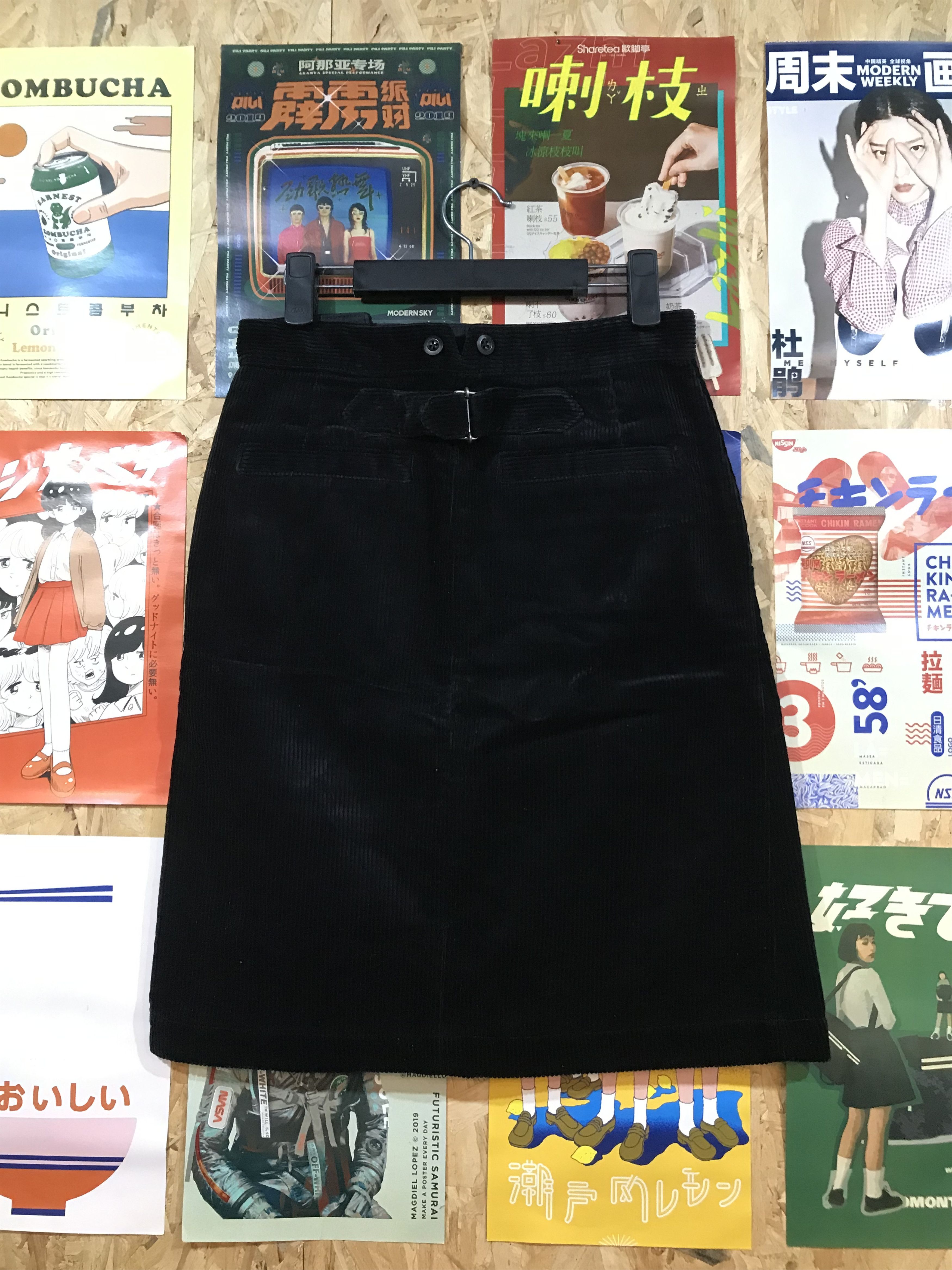 Margaret Howell Margaret Howell MHL Black Suede Buckle Back Skirt Size 28" / US 6 / IT 42 - 3 Thumbnail